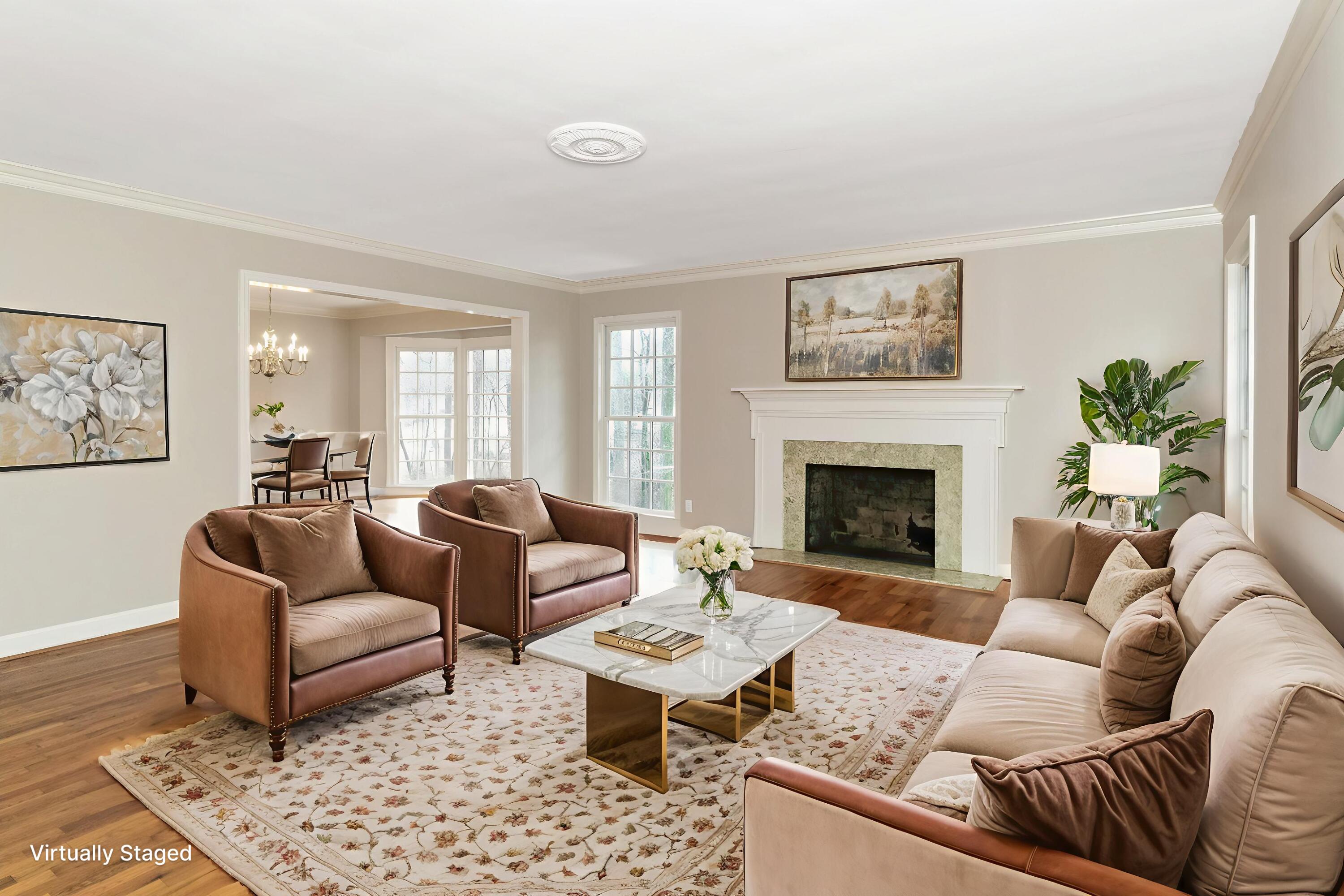 302 Brookwood Lane, LaFayette