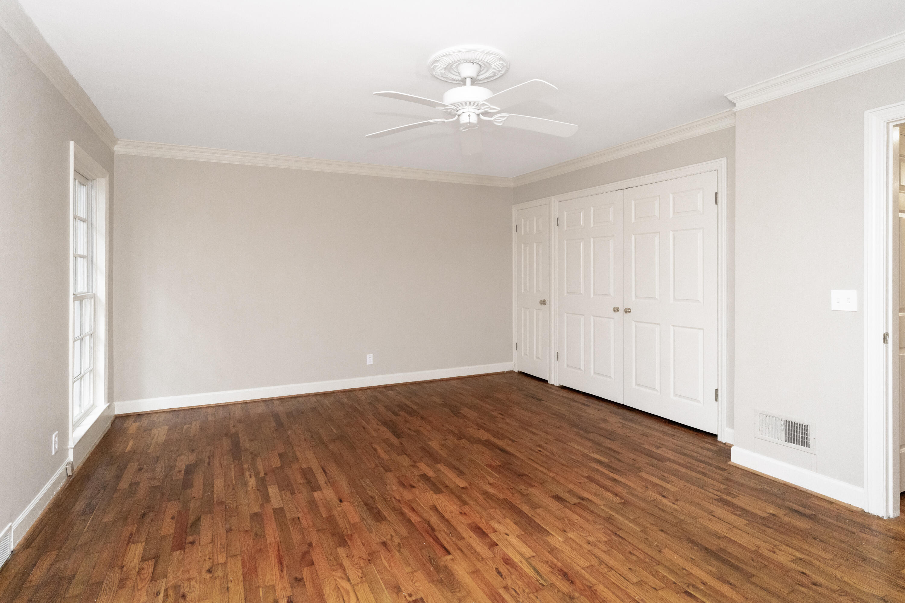 302 Brookwood Lane, LaFayette