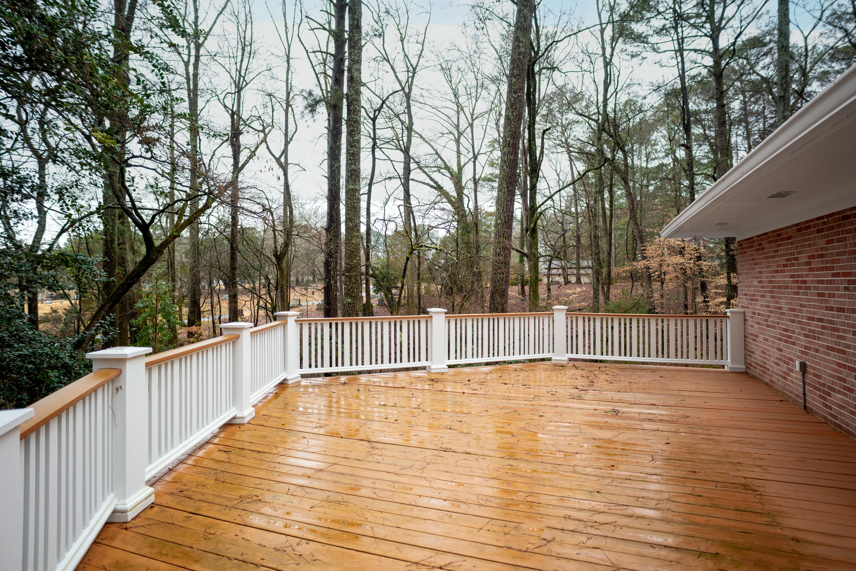 302 Brookwood Lane, LaFayette