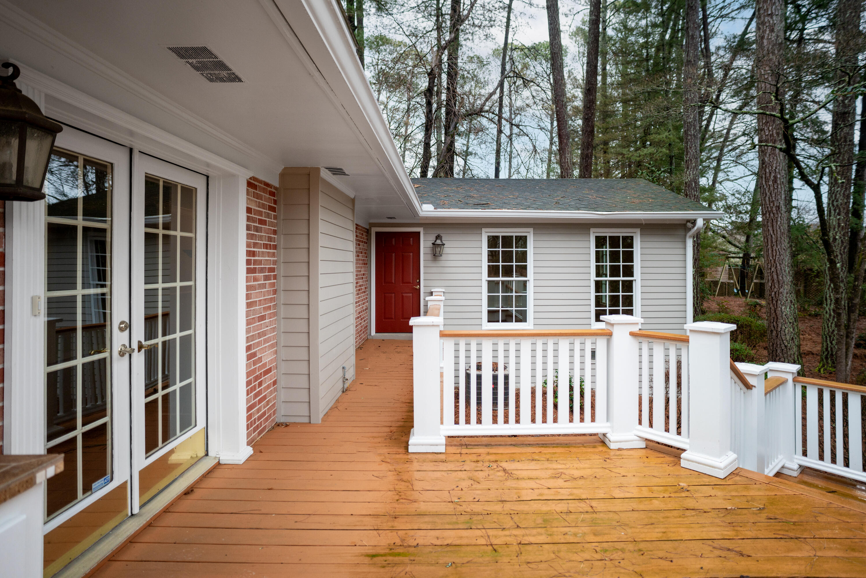 302 Brookwood Lane, LaFayette