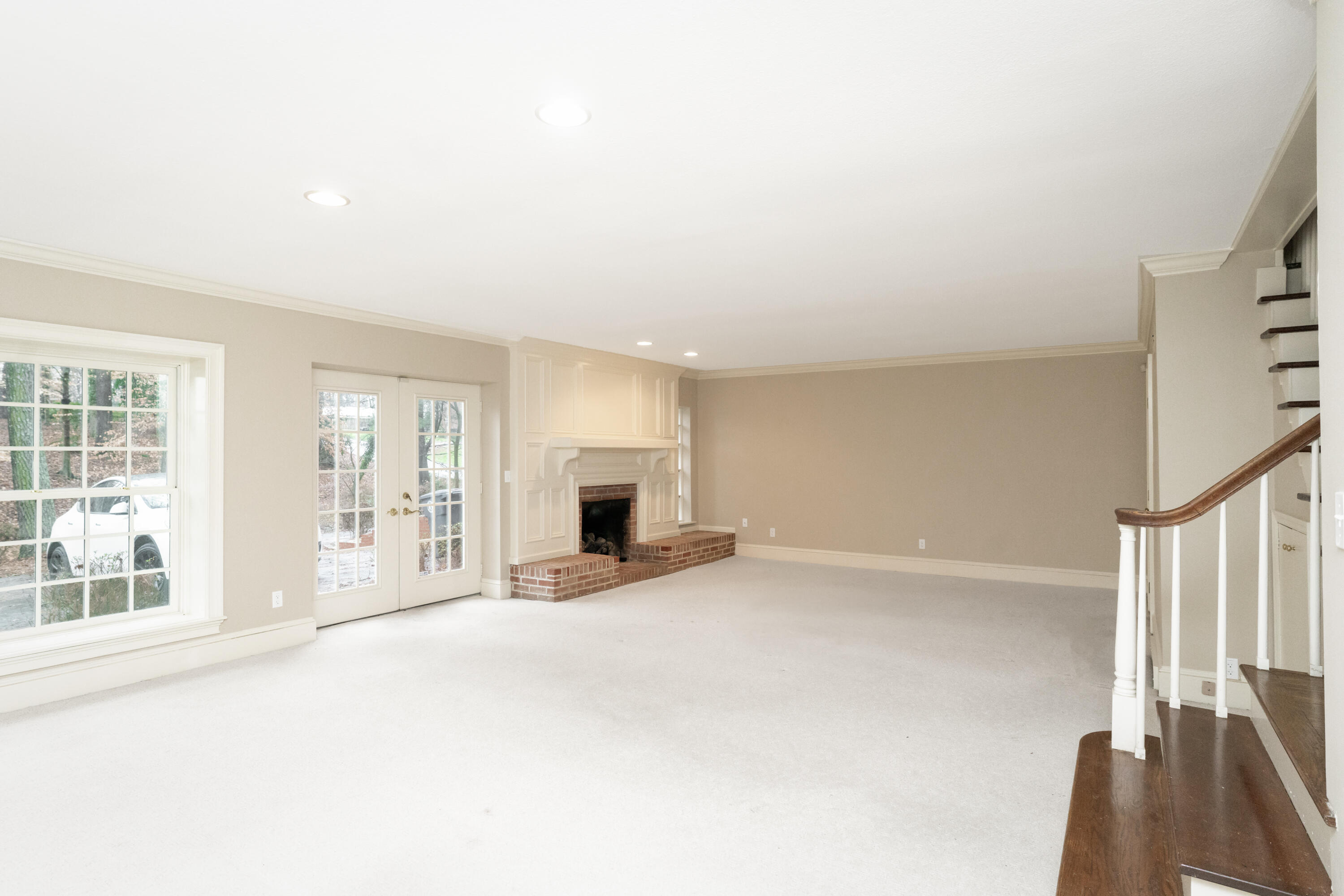 302 Brookwood Lane, LaFayette