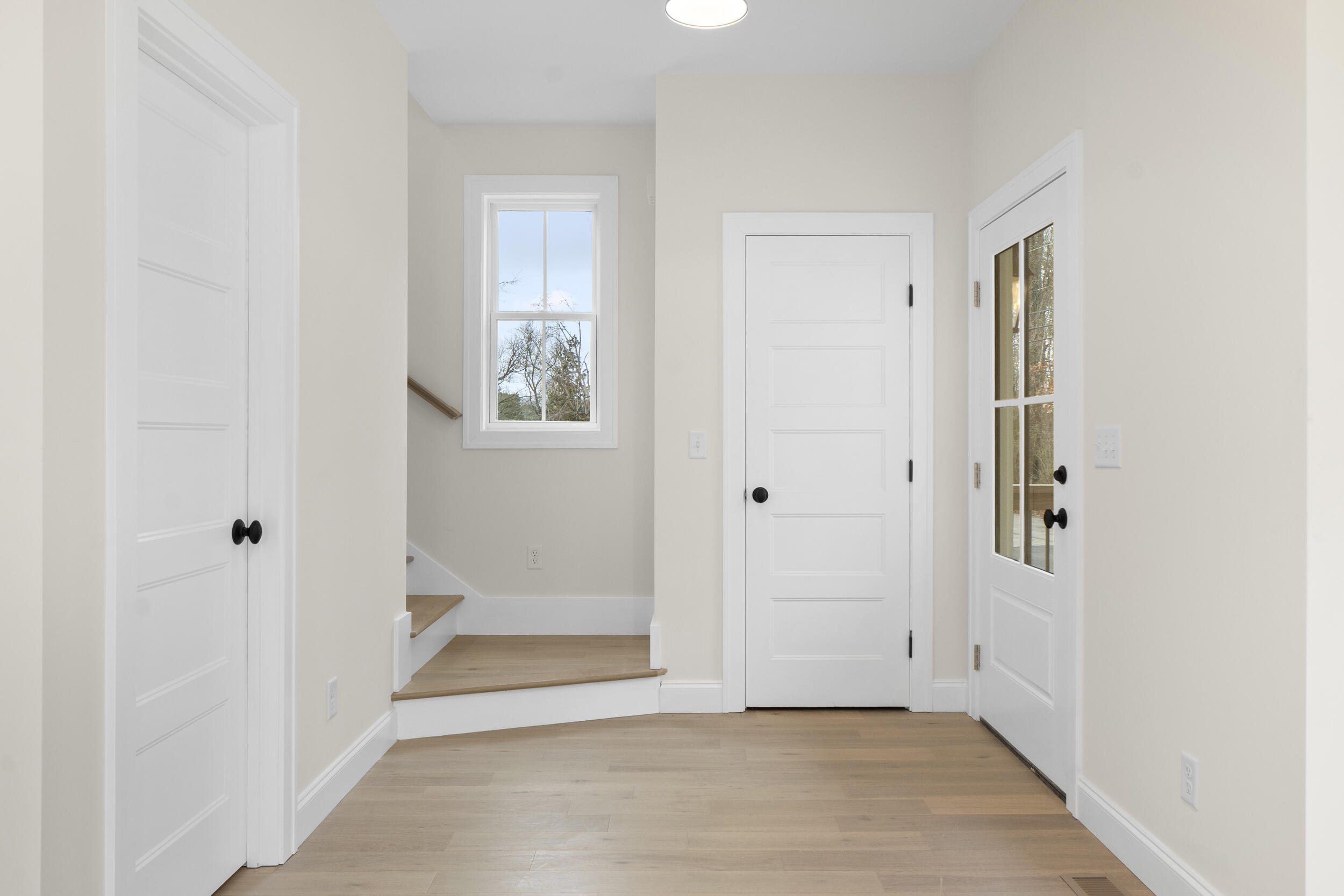 6028 Ridgeview Circle