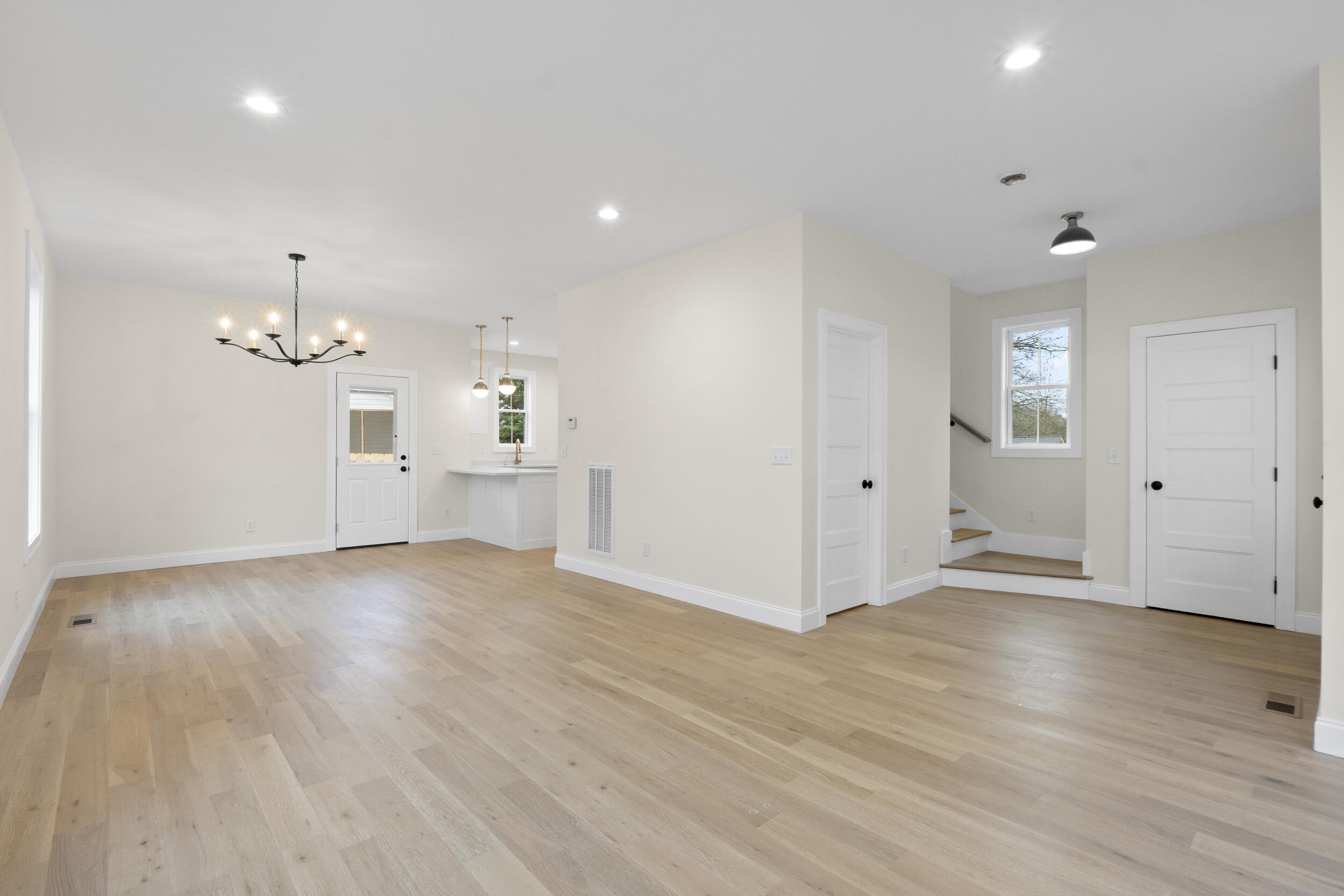 6028 Ridgeview Circle