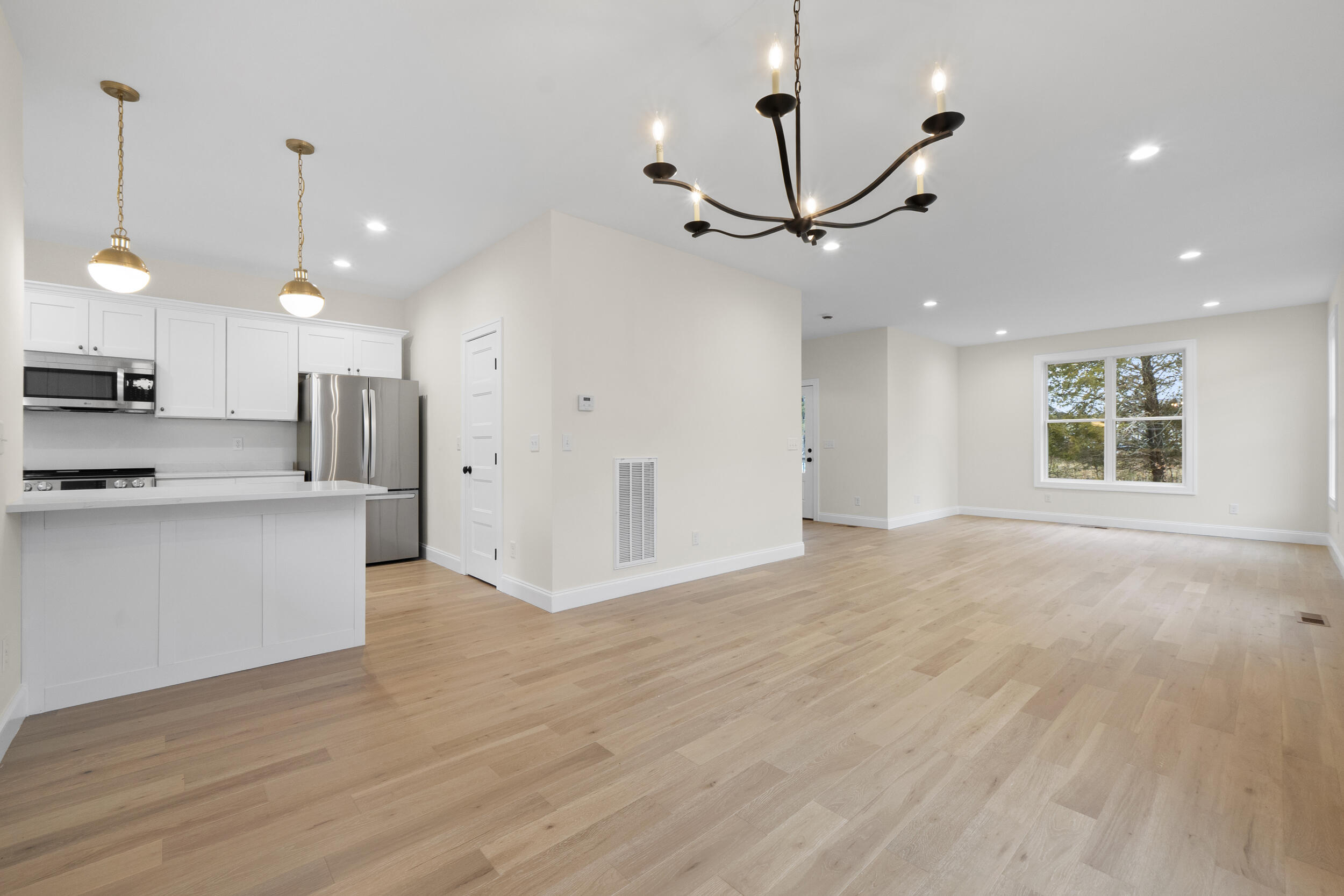 6028 Ridgeview Circle