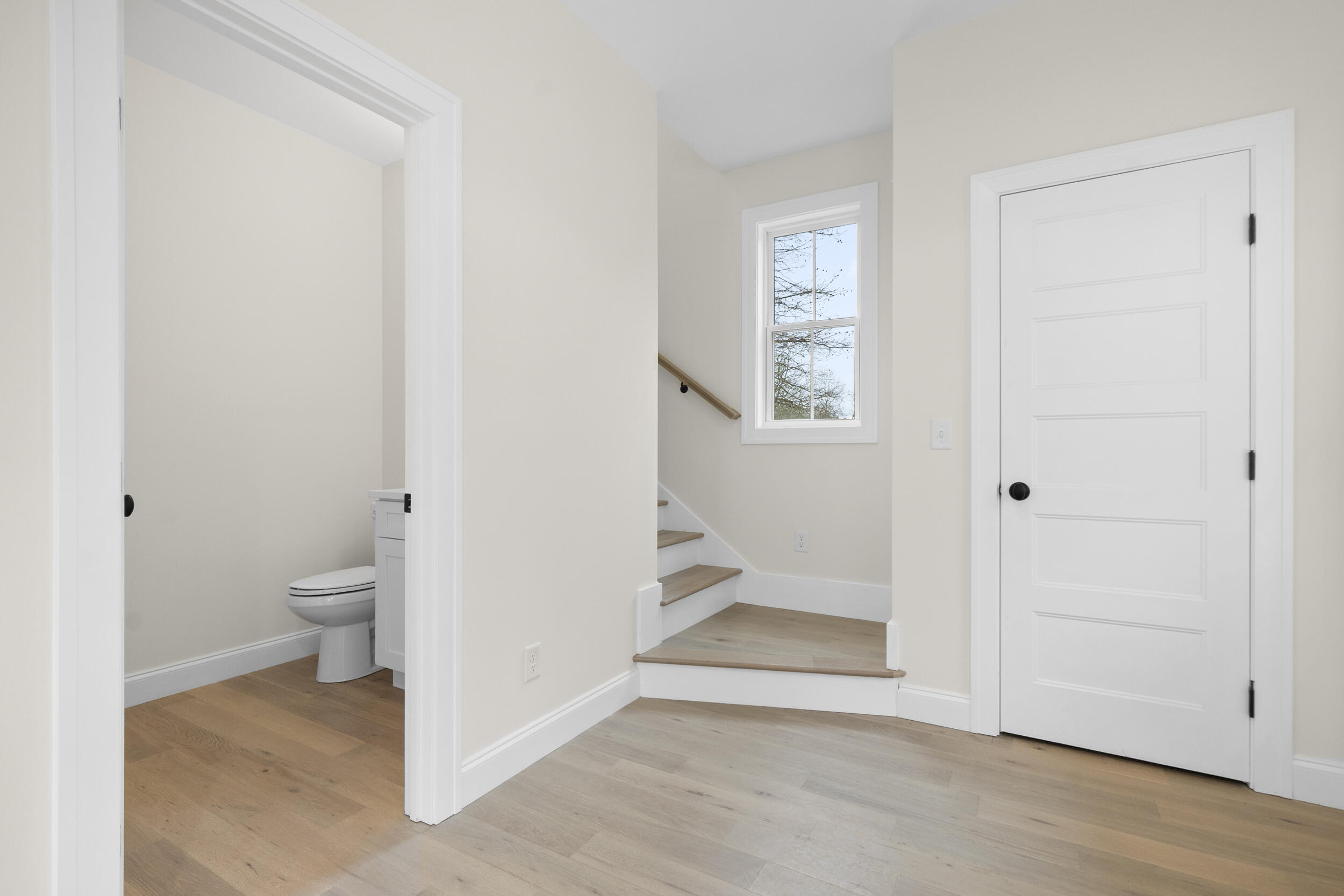 6028 Ridgeview Circle