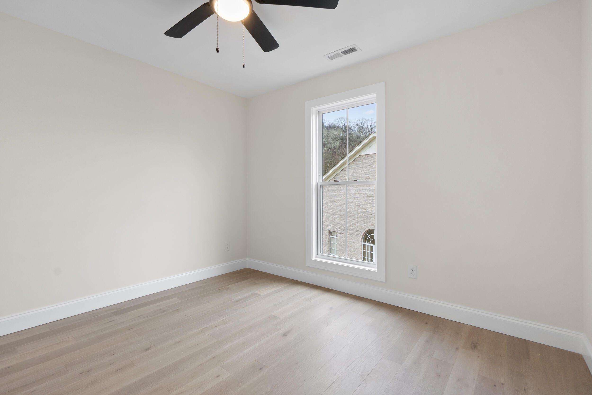 6028 Ridgeview Circle