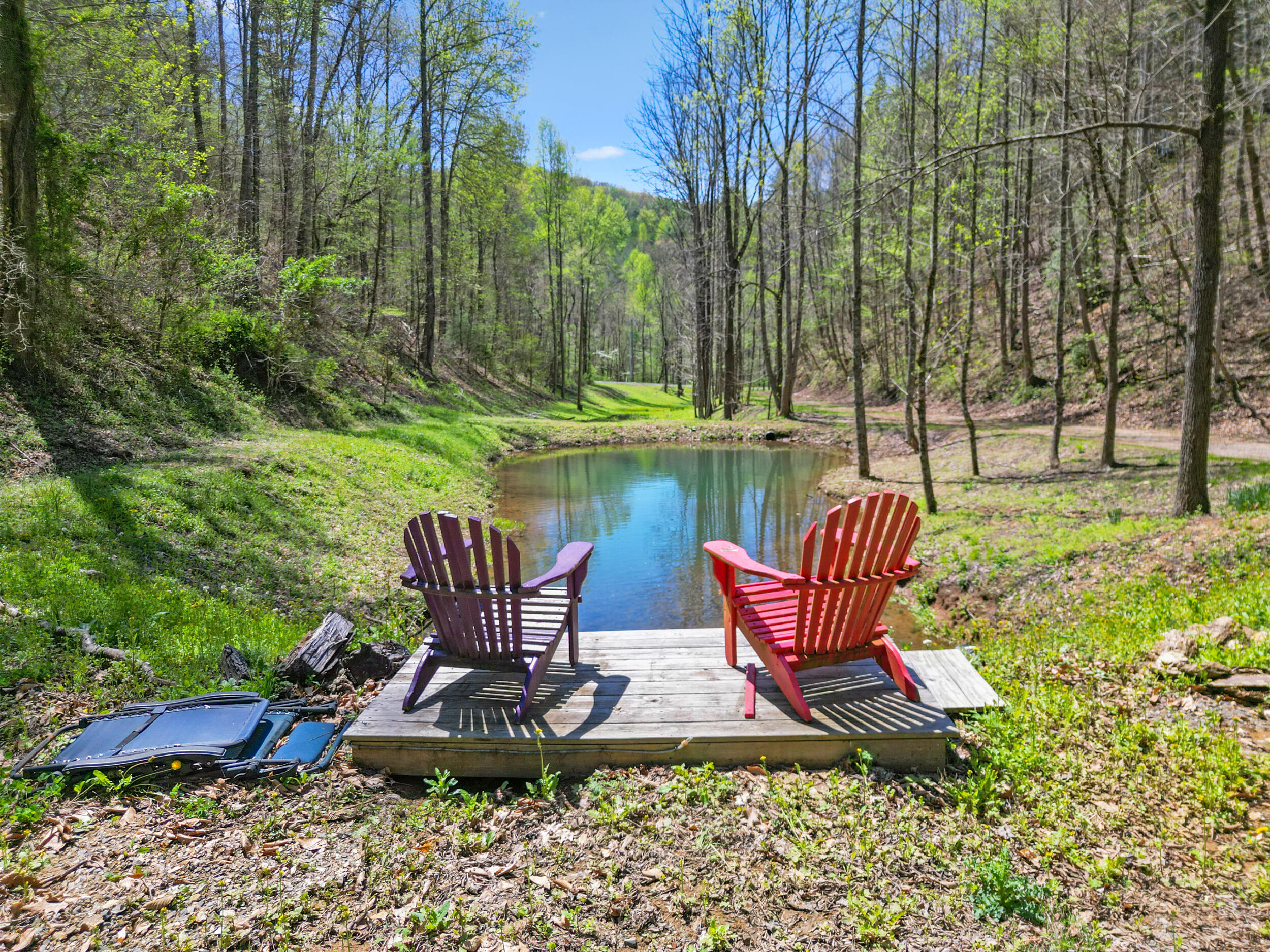 677 Kimsey Mountain Highway