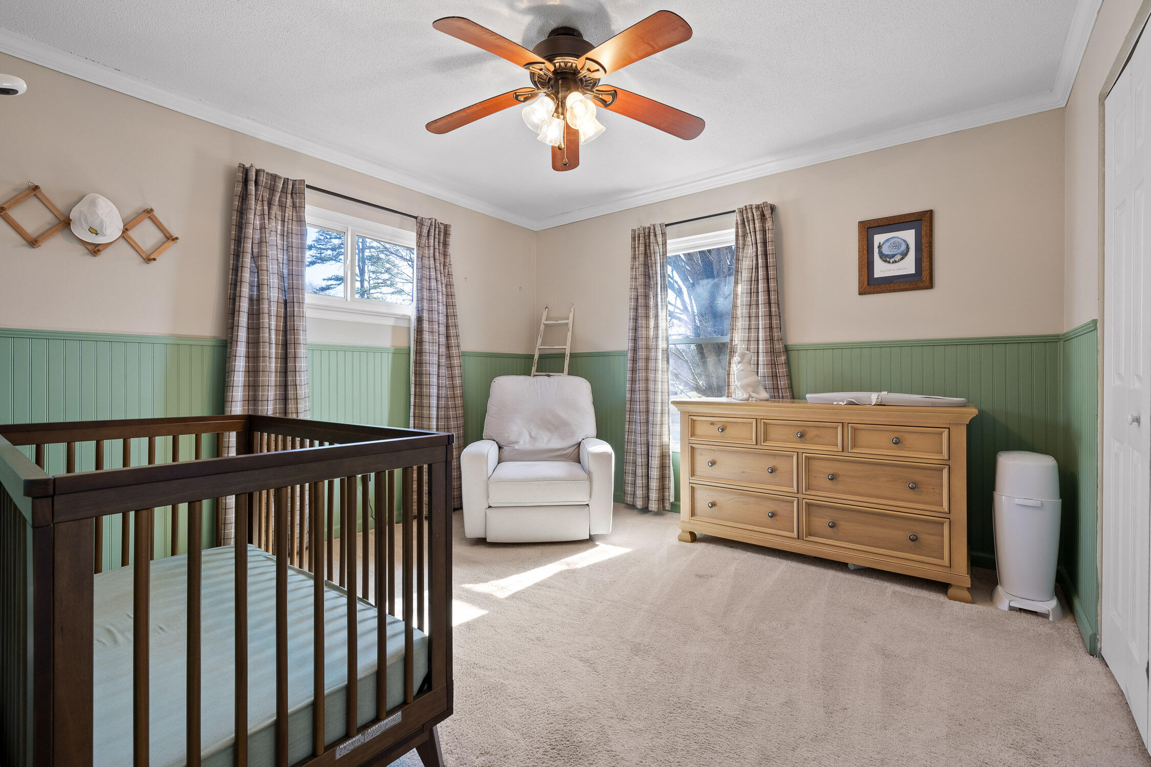 5917 Hillcrest Drive