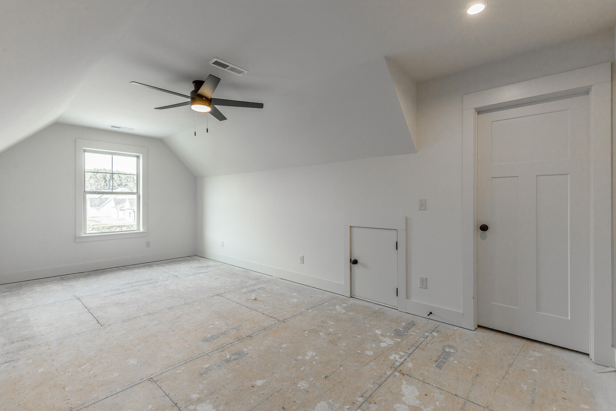 465 Willow Grove Court