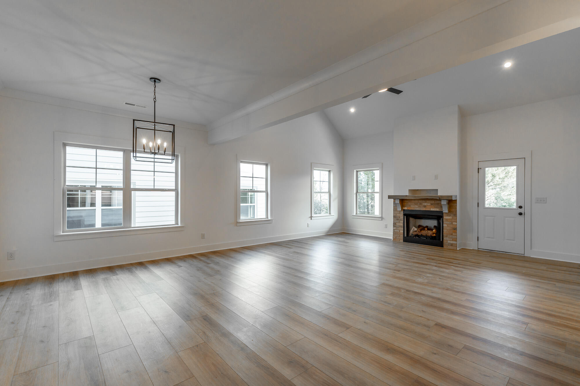 465 Willow Grove Court