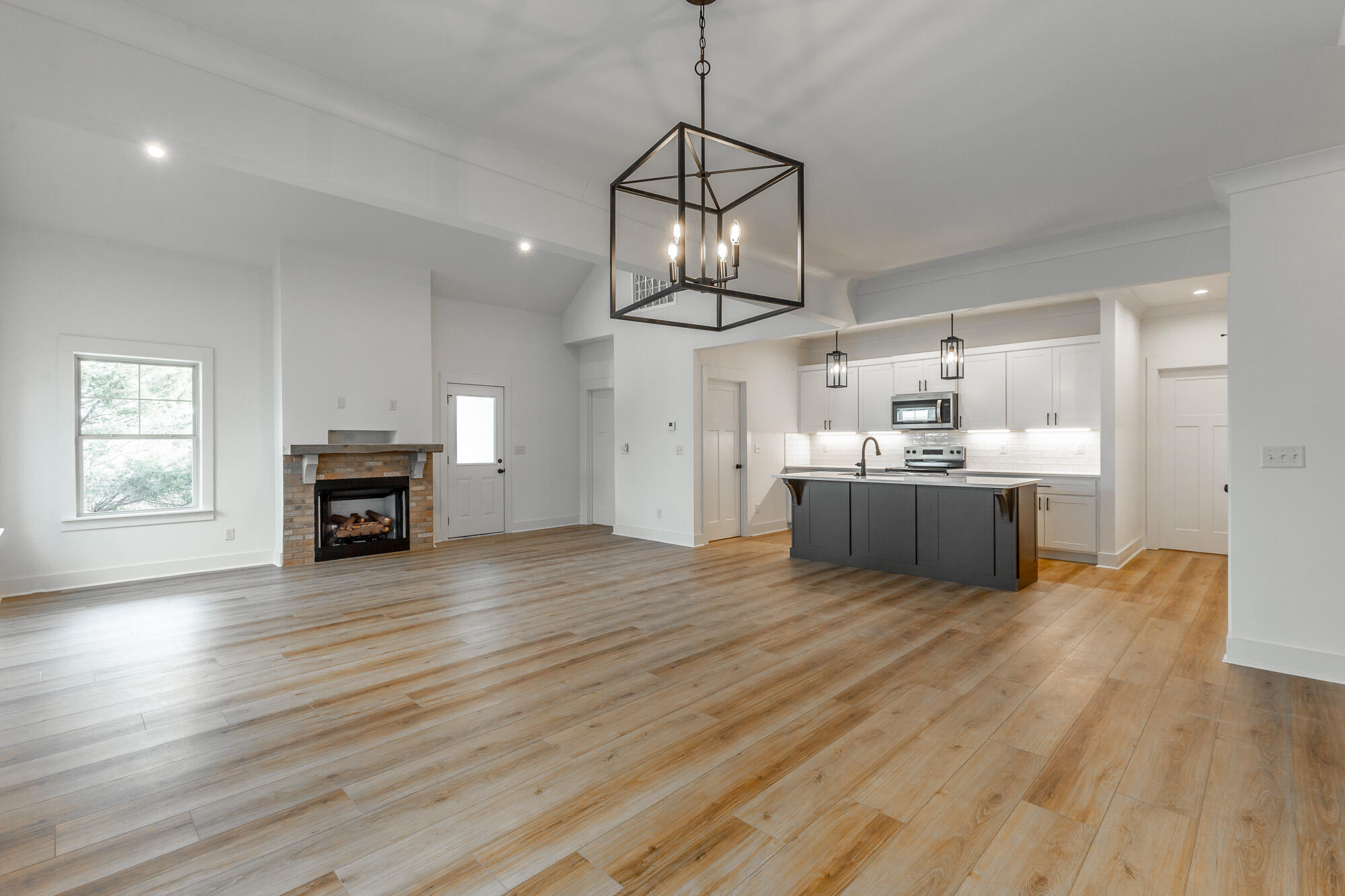 465 Willow Grove Court