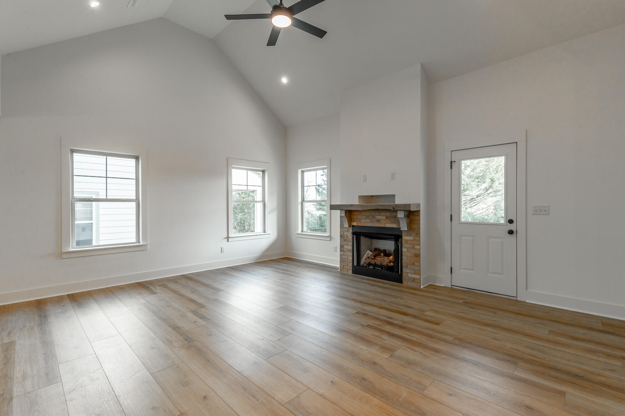 465 Willow Grove Court