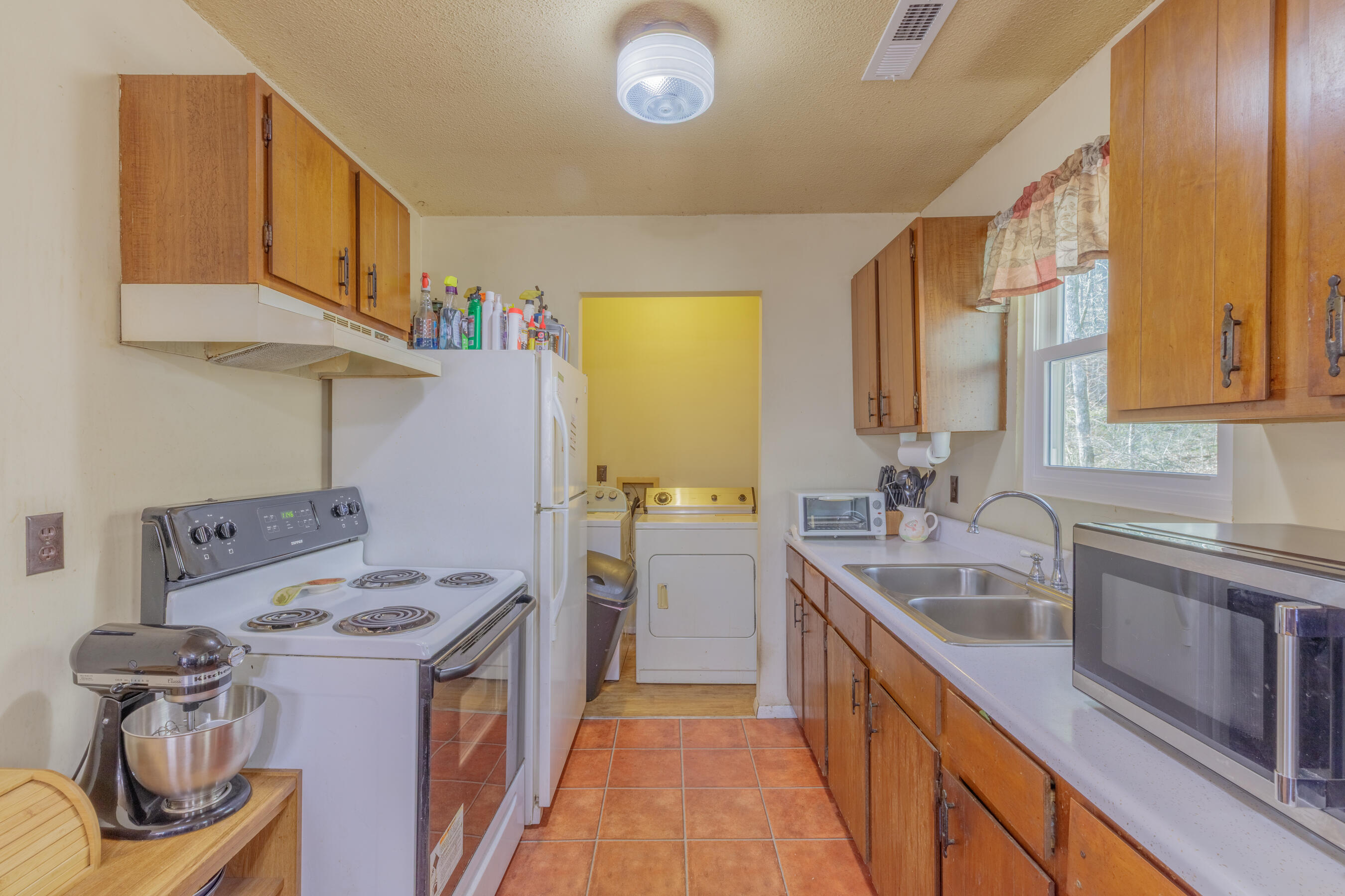 12155 Back Valley Road