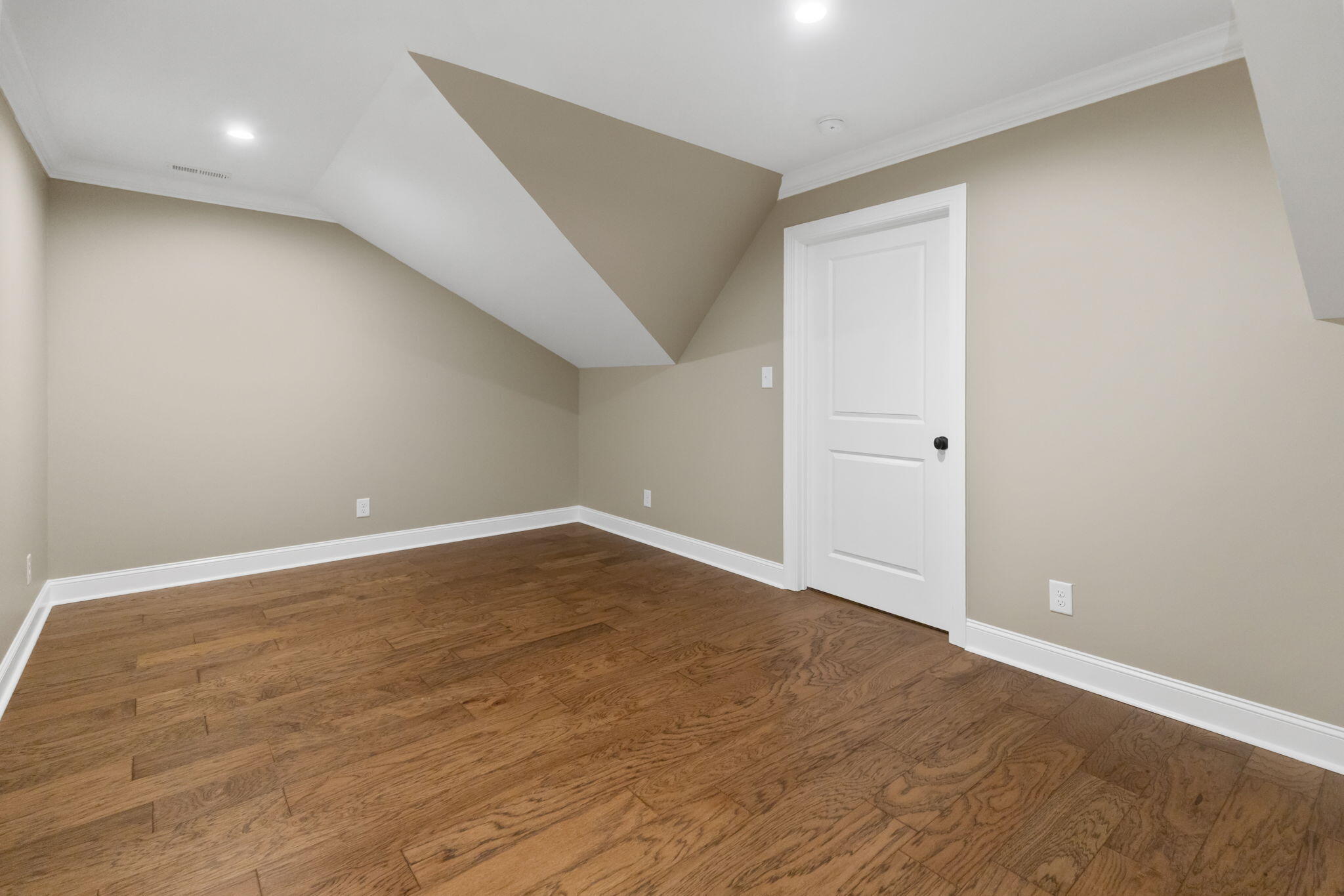 5262 Baylor Street NW