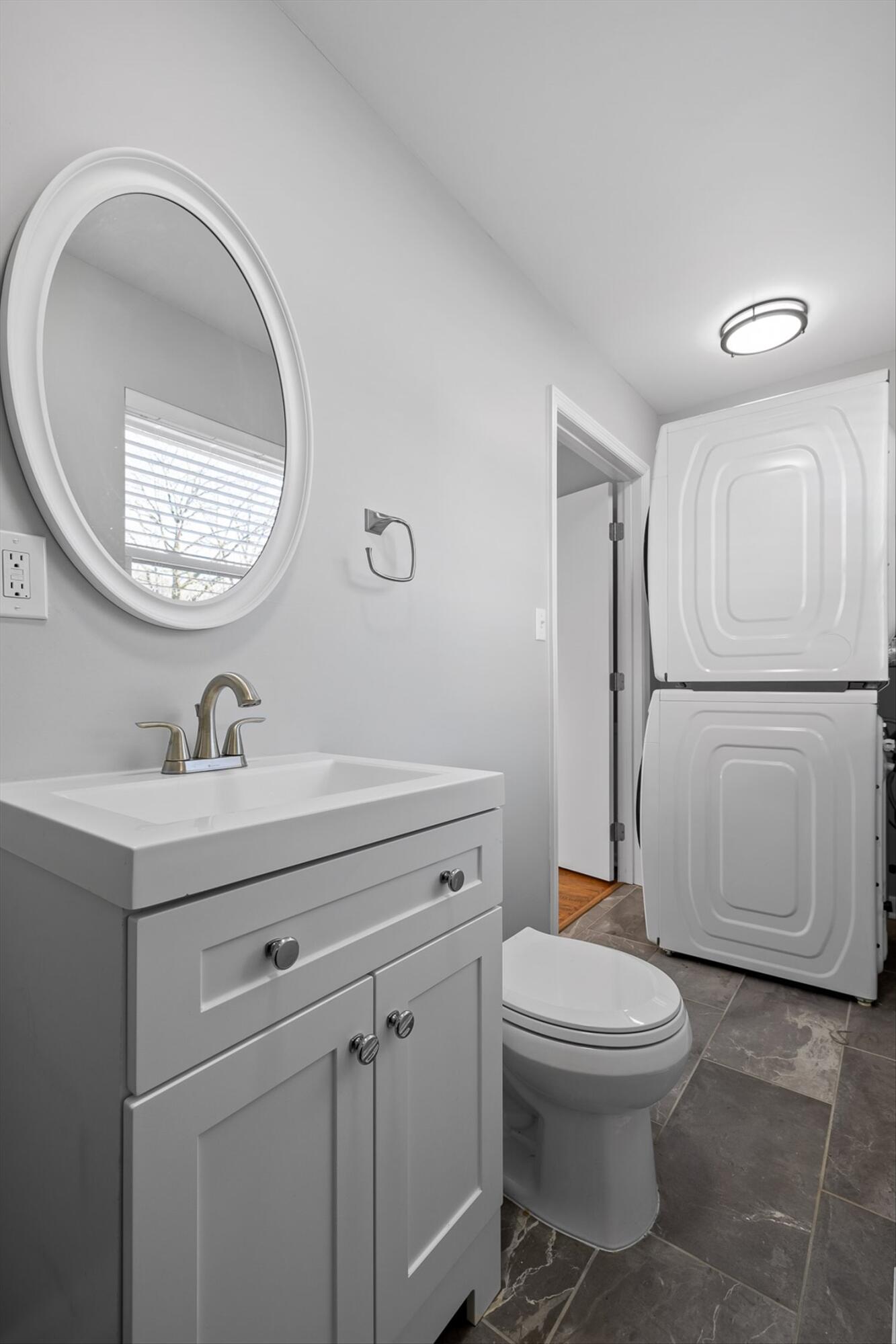 4508 Cloverdale Loop