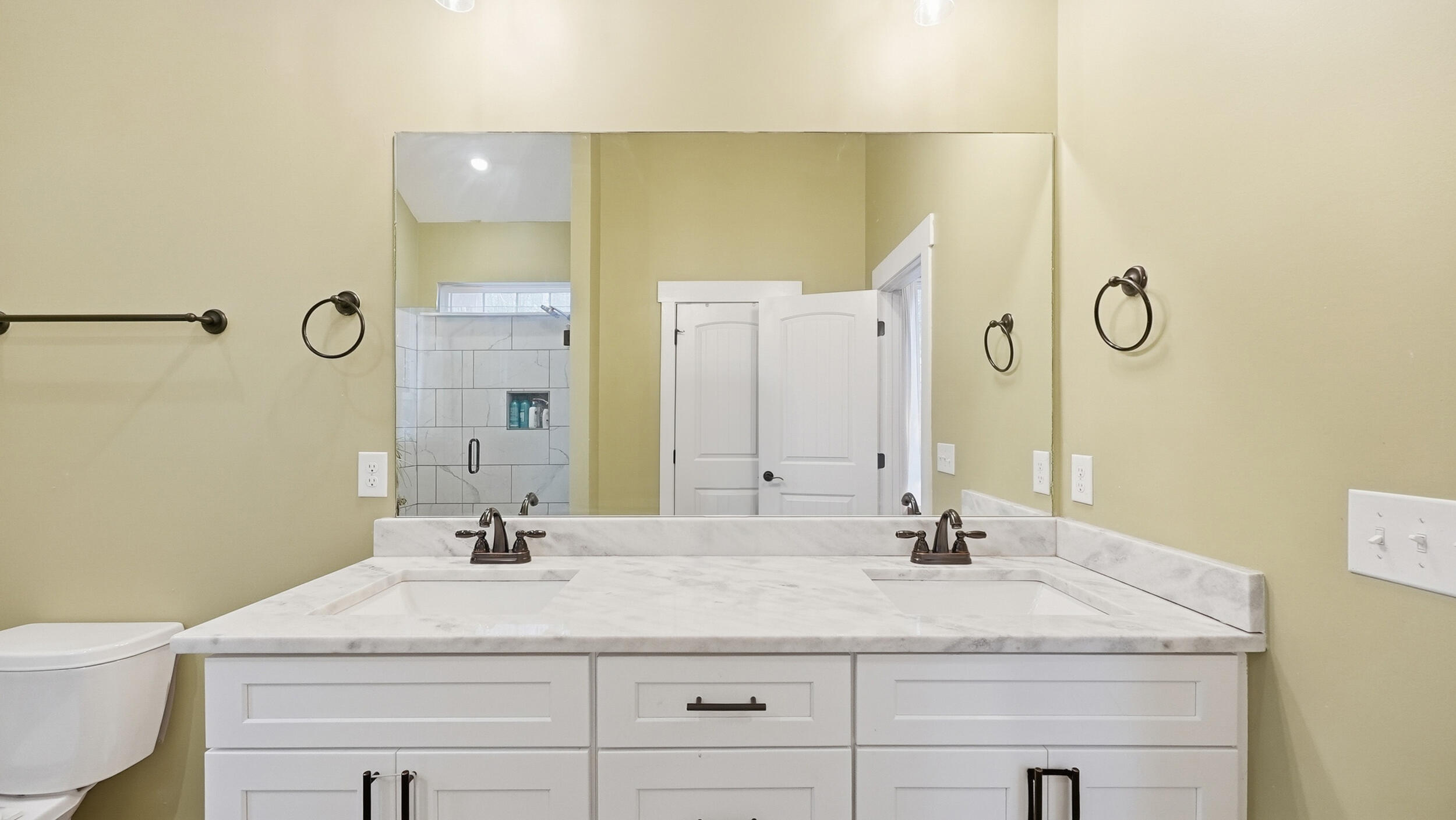 1909 Old Lafayette Road