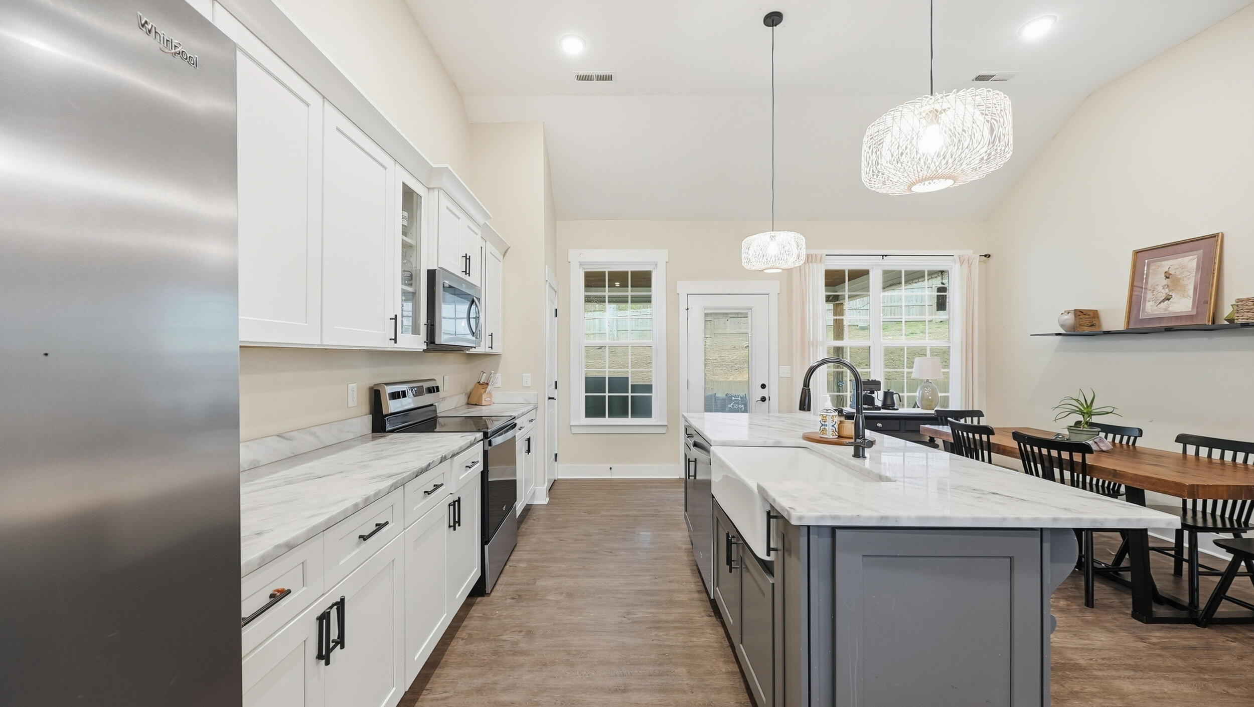 1909 Old Lafayette Road