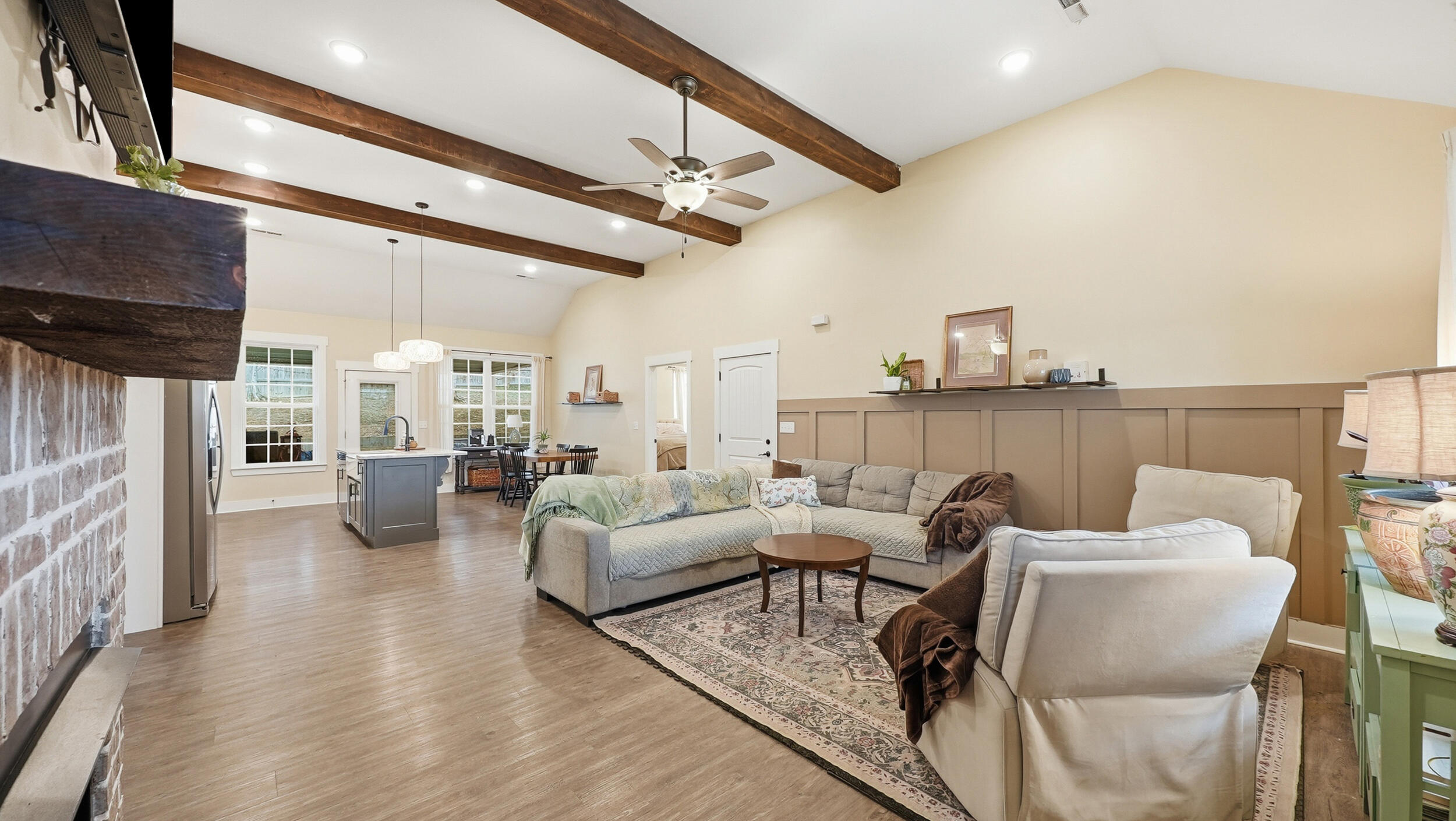 1909 Old Lafayette Road