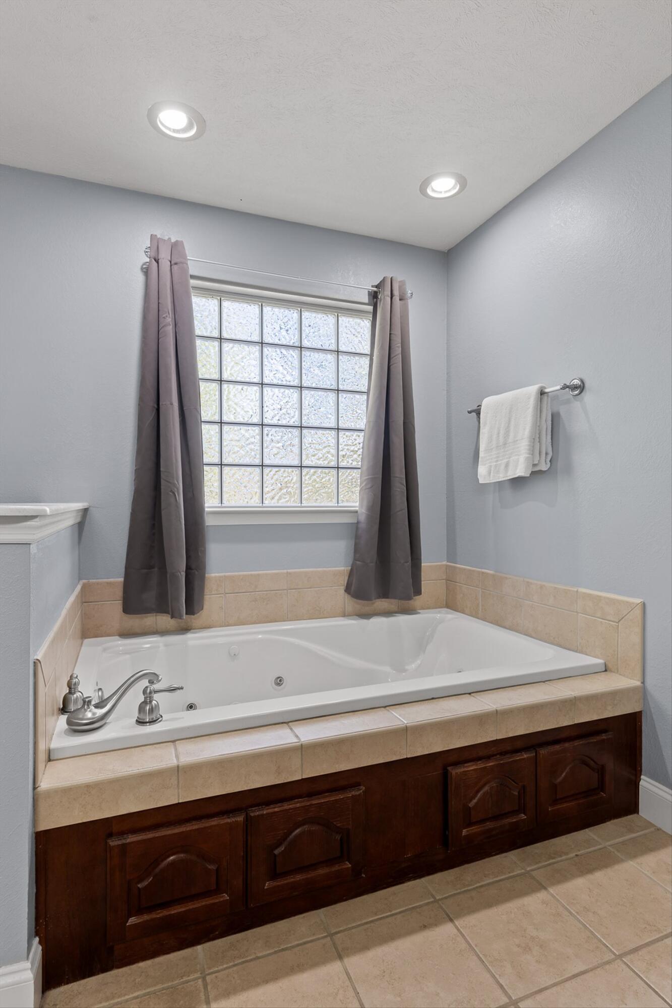 153 Hidden Oaks Drive