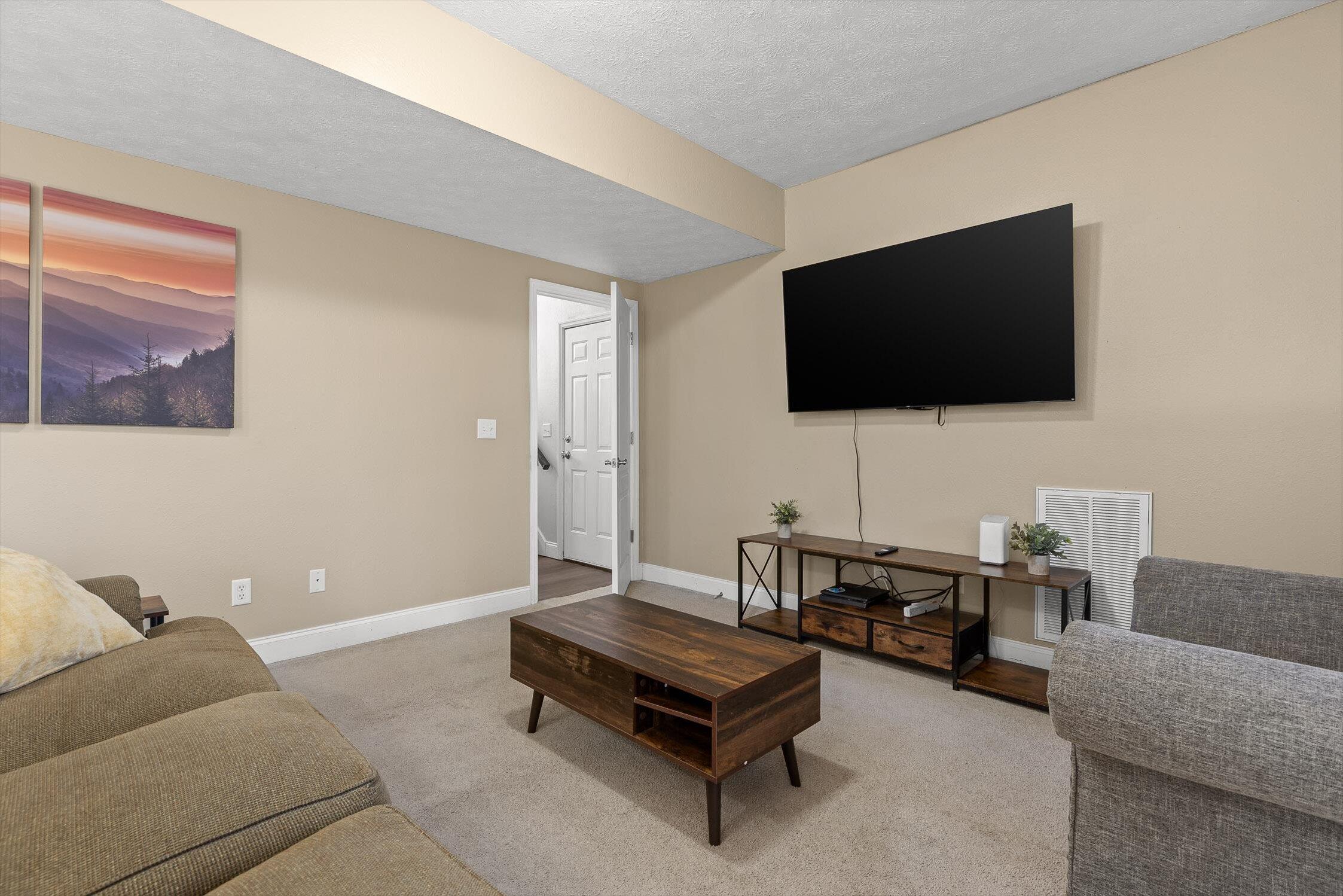 153 Hidden Oaks Drive