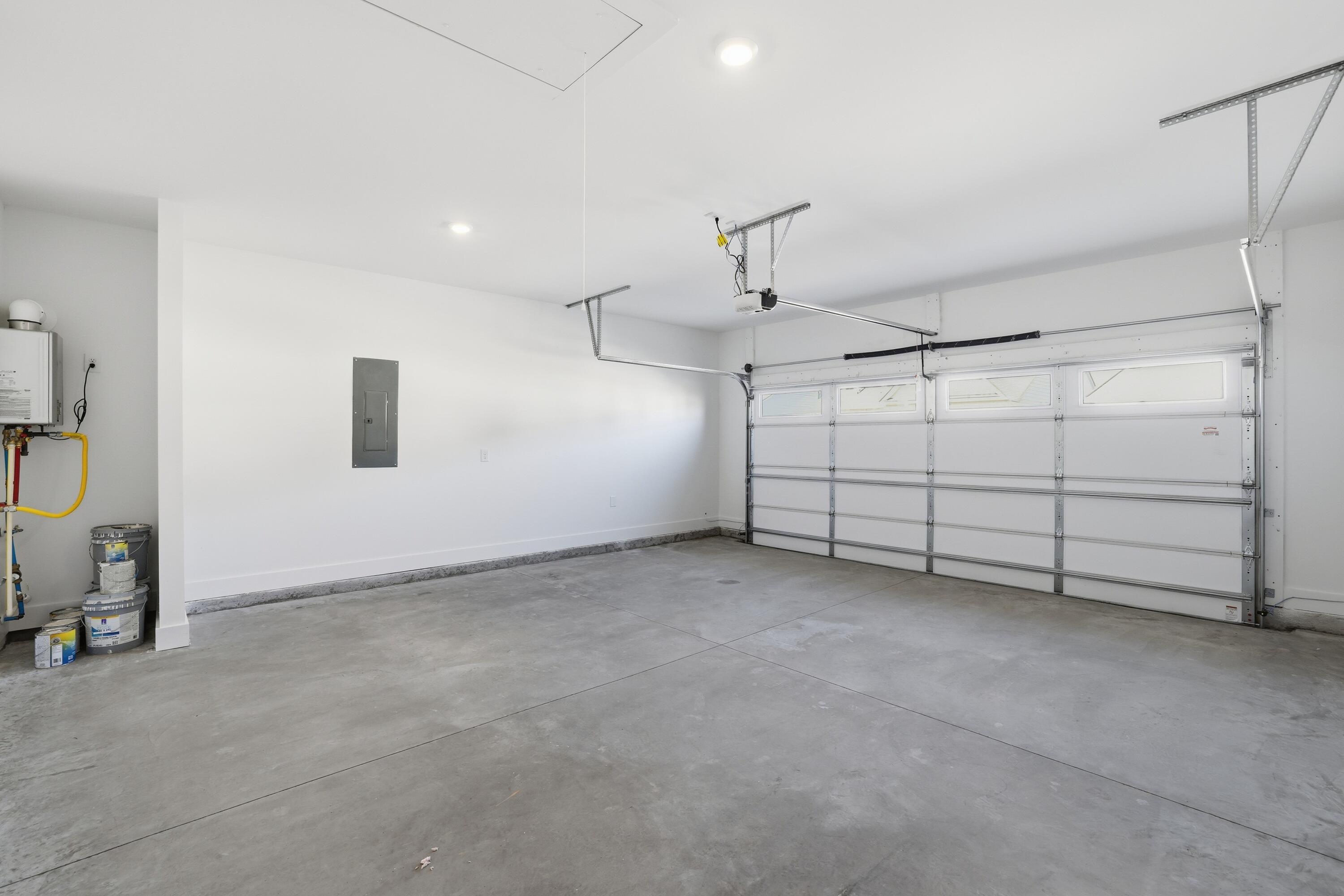 2807 Butlers Green Circle, 66