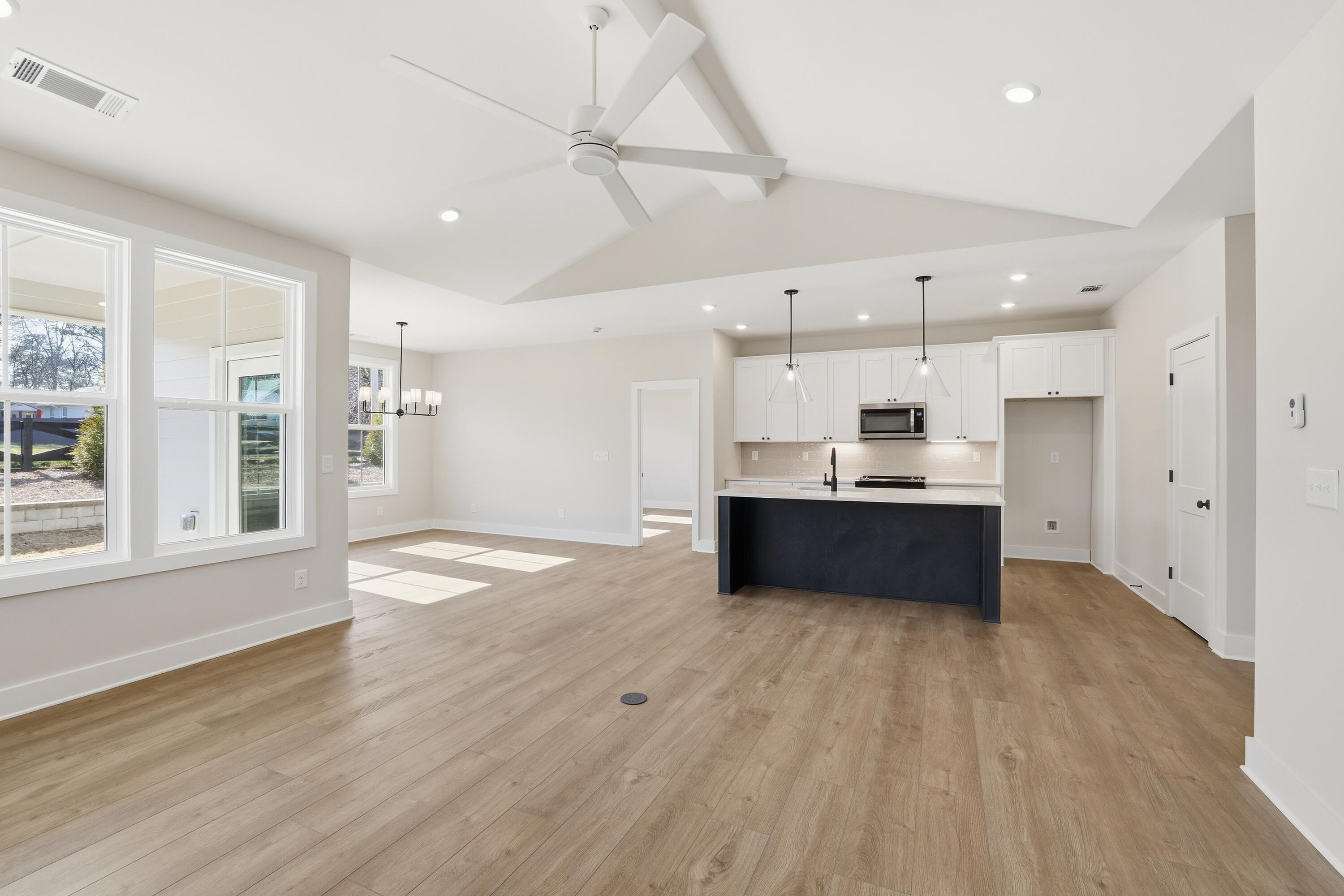 2807 Butlers Green Circle, 66