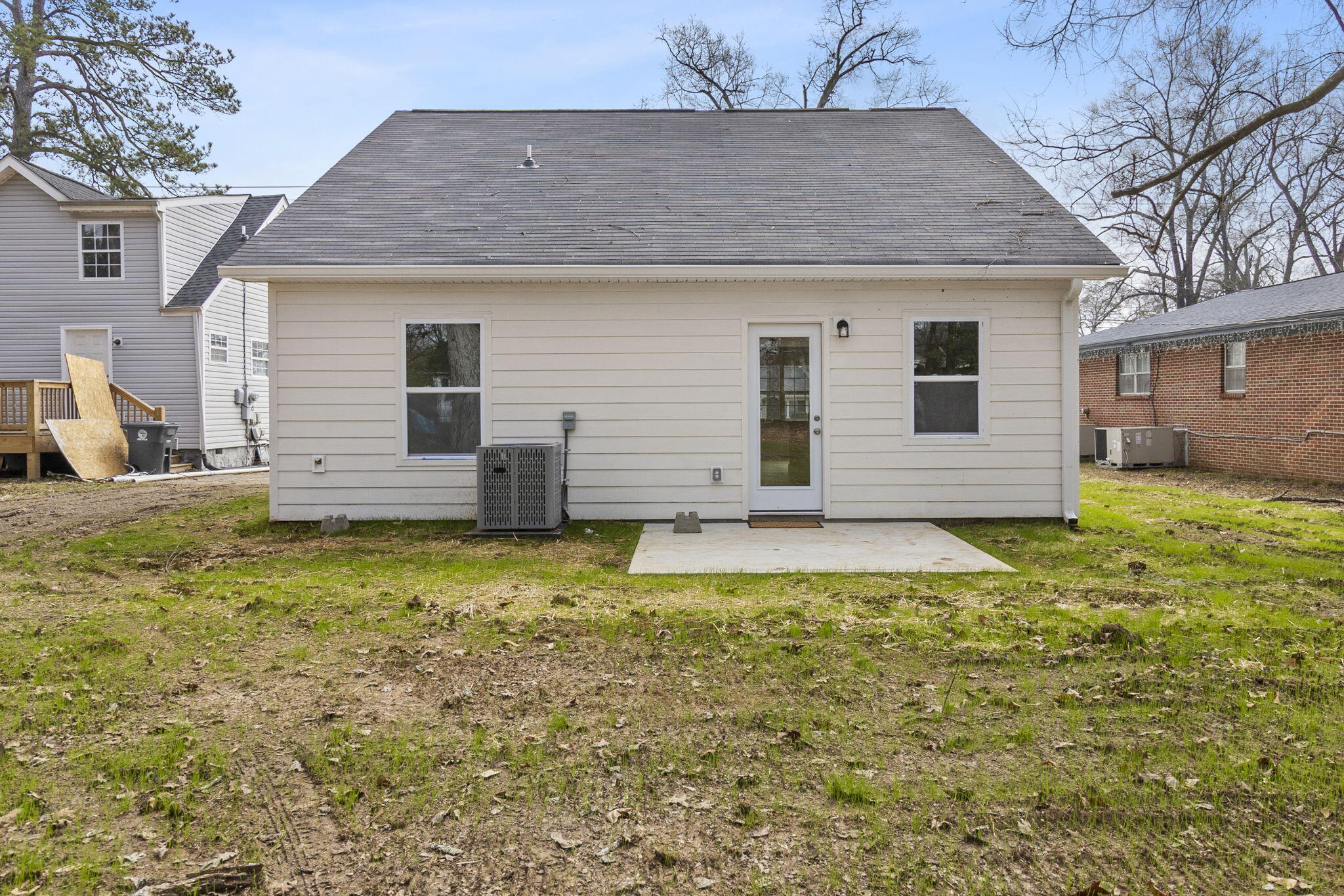 119 N Moore North Road