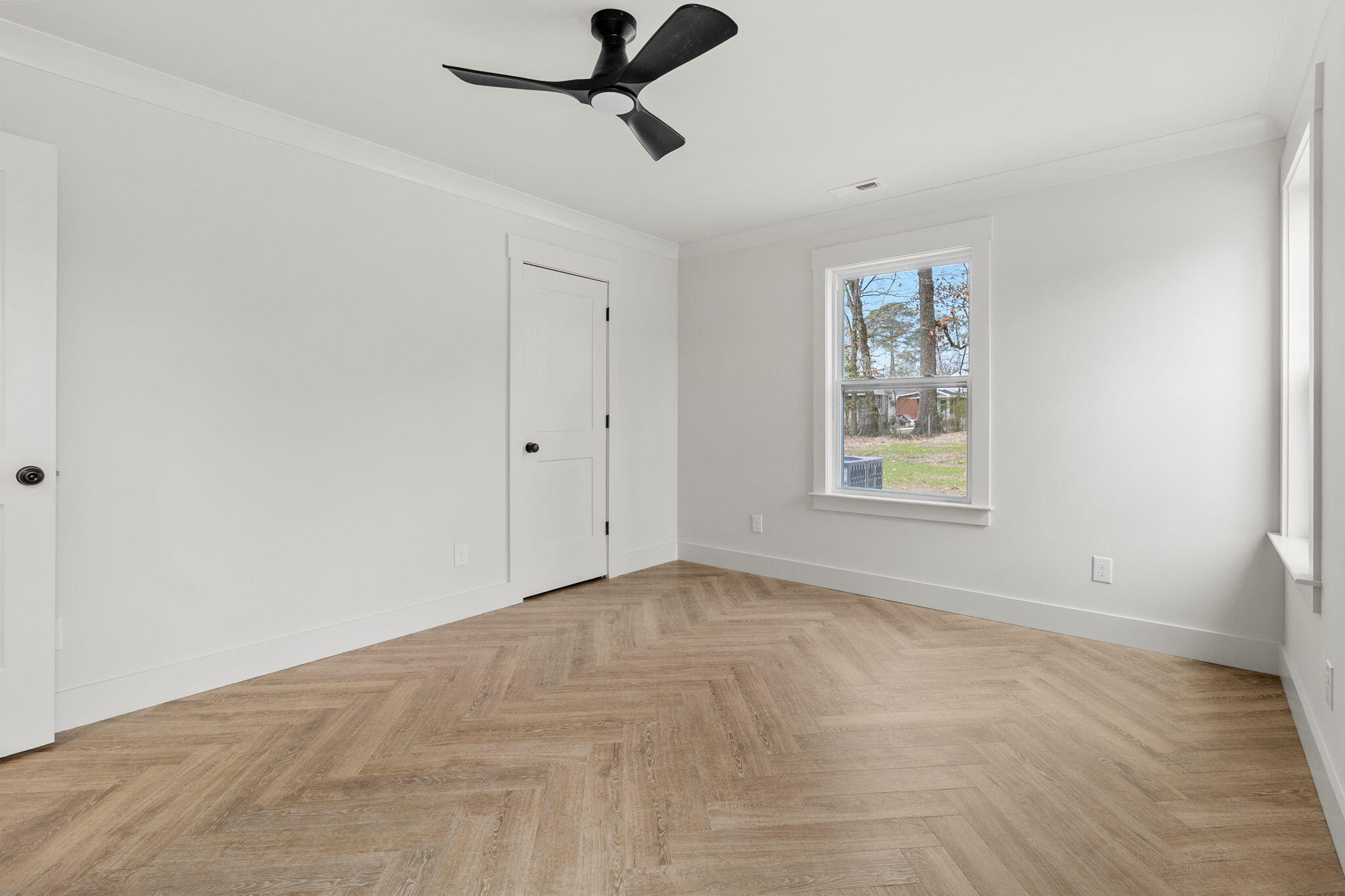 119 N Moore North Road