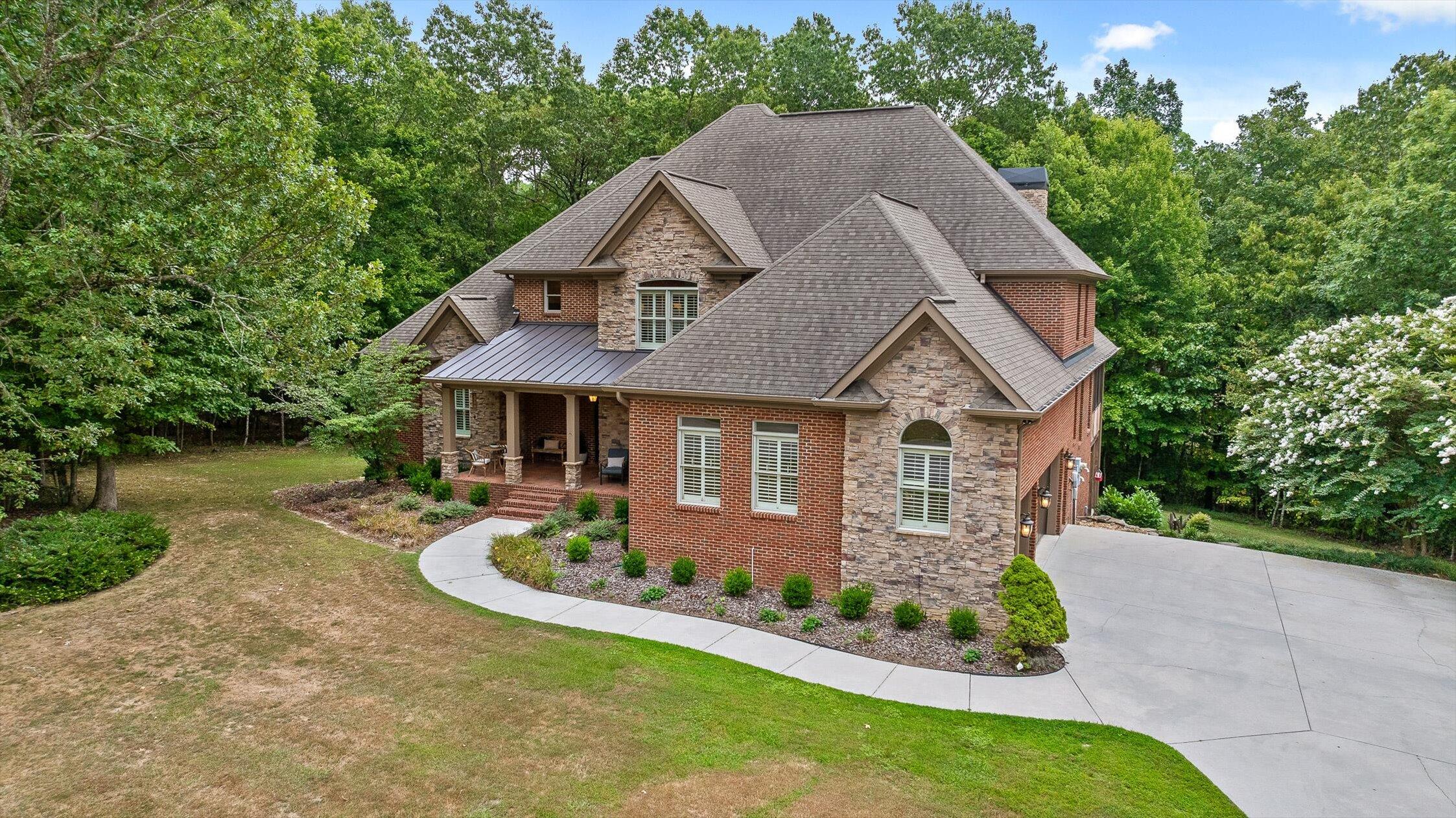 2506 Bristlecone Lane