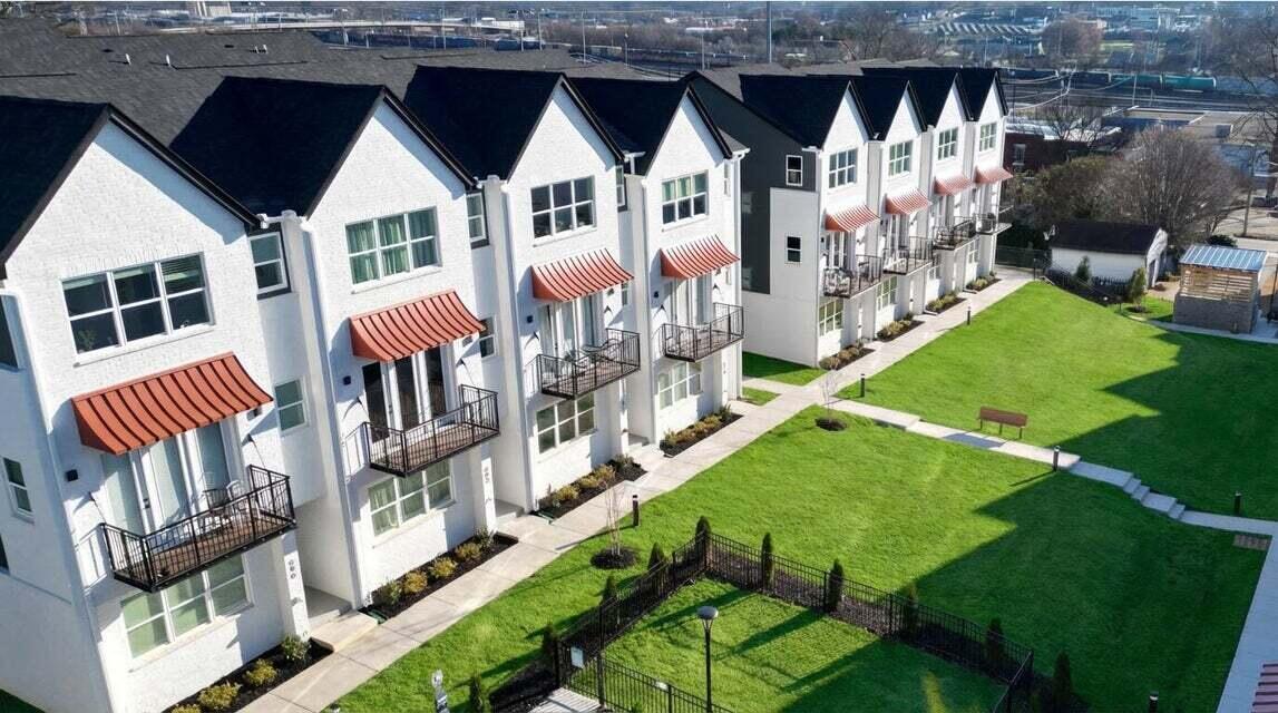 810 Bespoke Way, #55