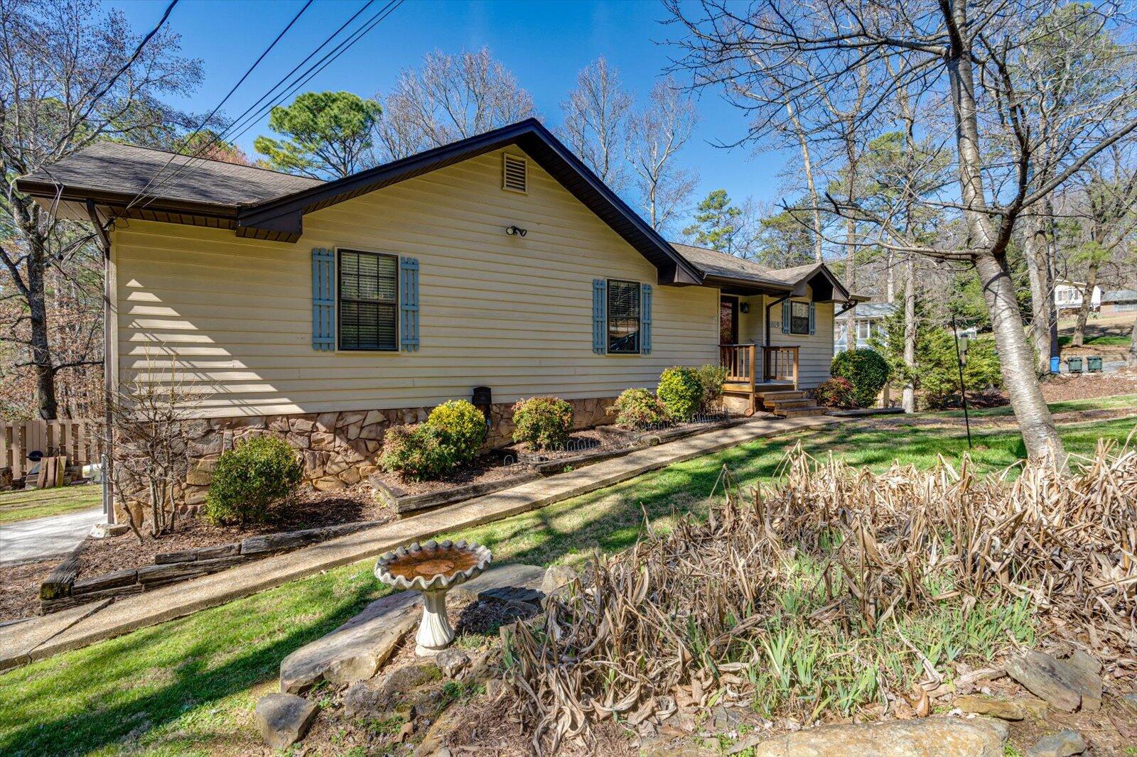 1819 Pine Needles Trail