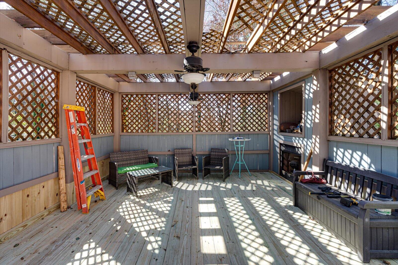 1819 Pine Needles Trail