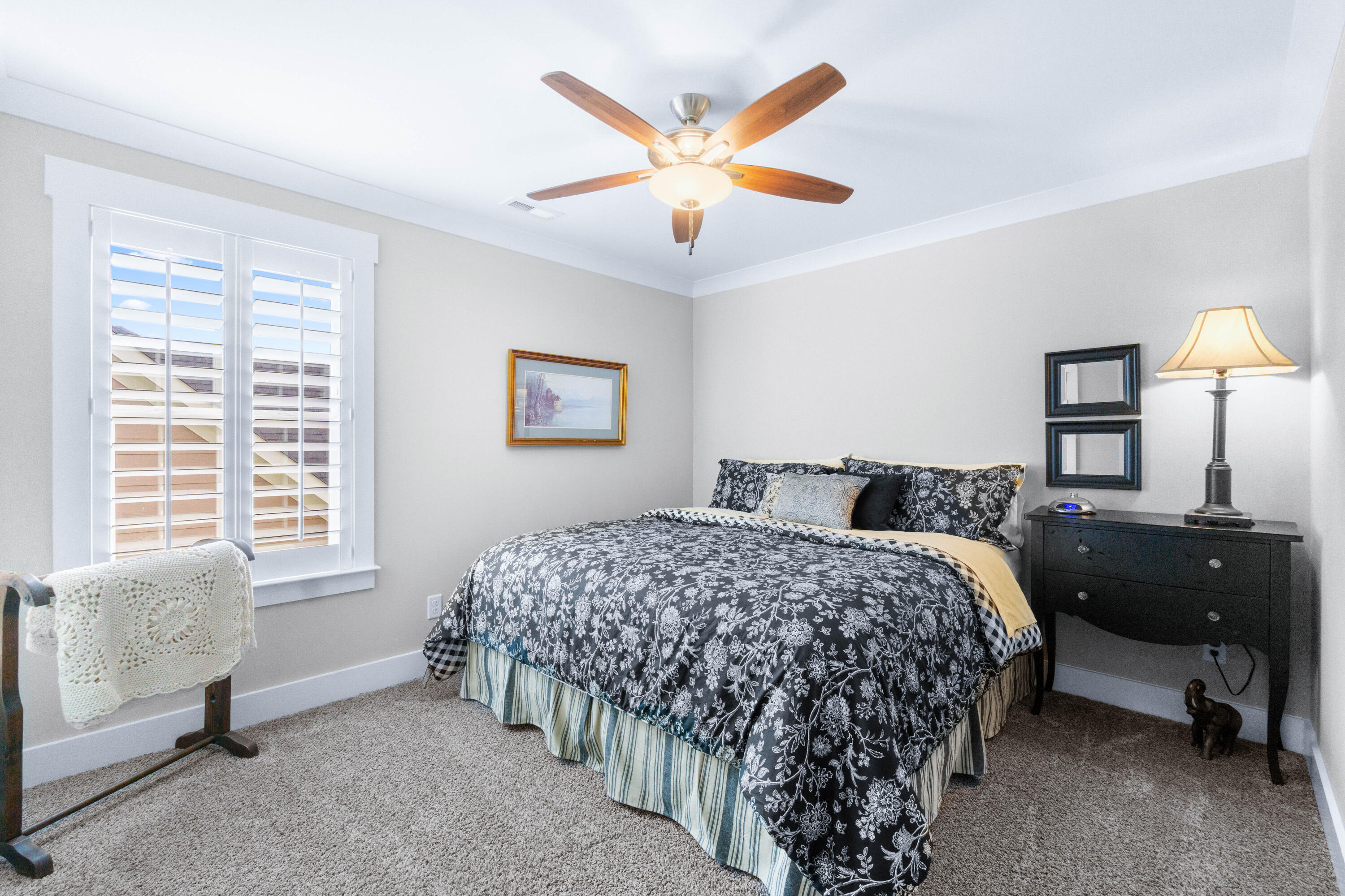 9582 Rookwood Circle
