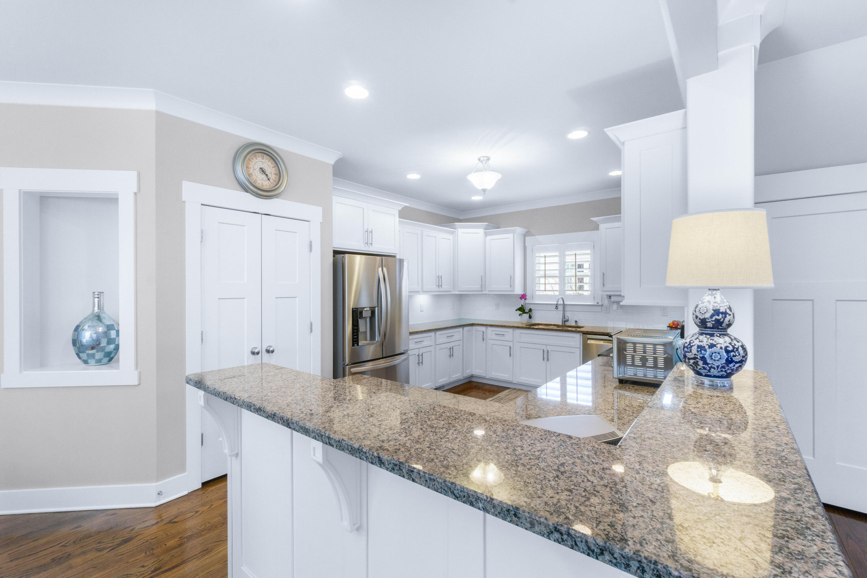 9582 Rookwood Circle