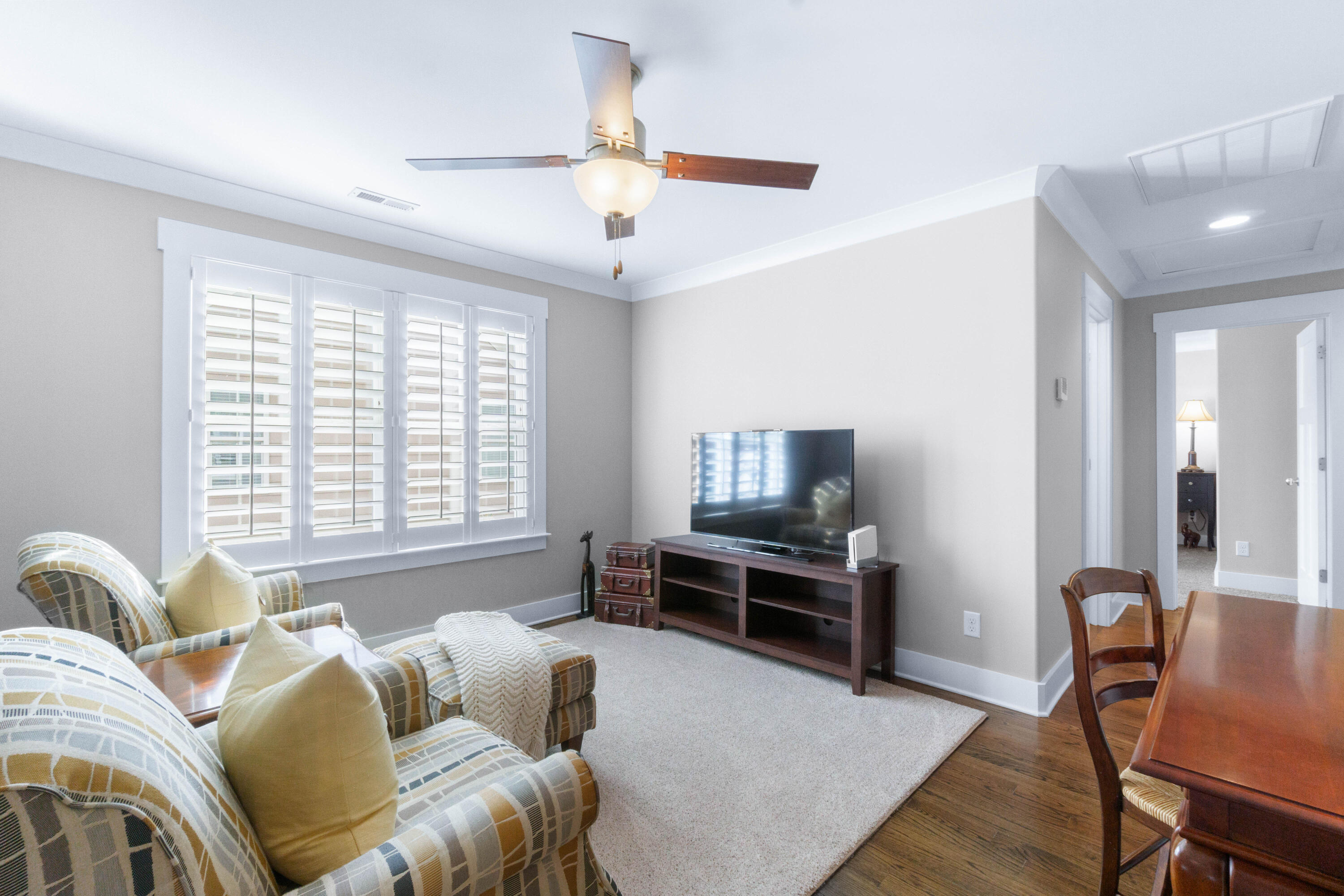 9582 Rookwood Circle