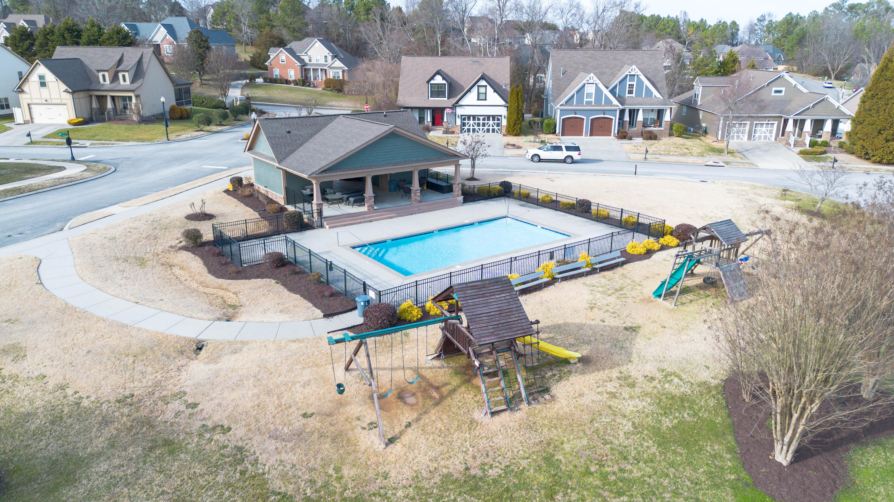 9582 Rookwood Circle