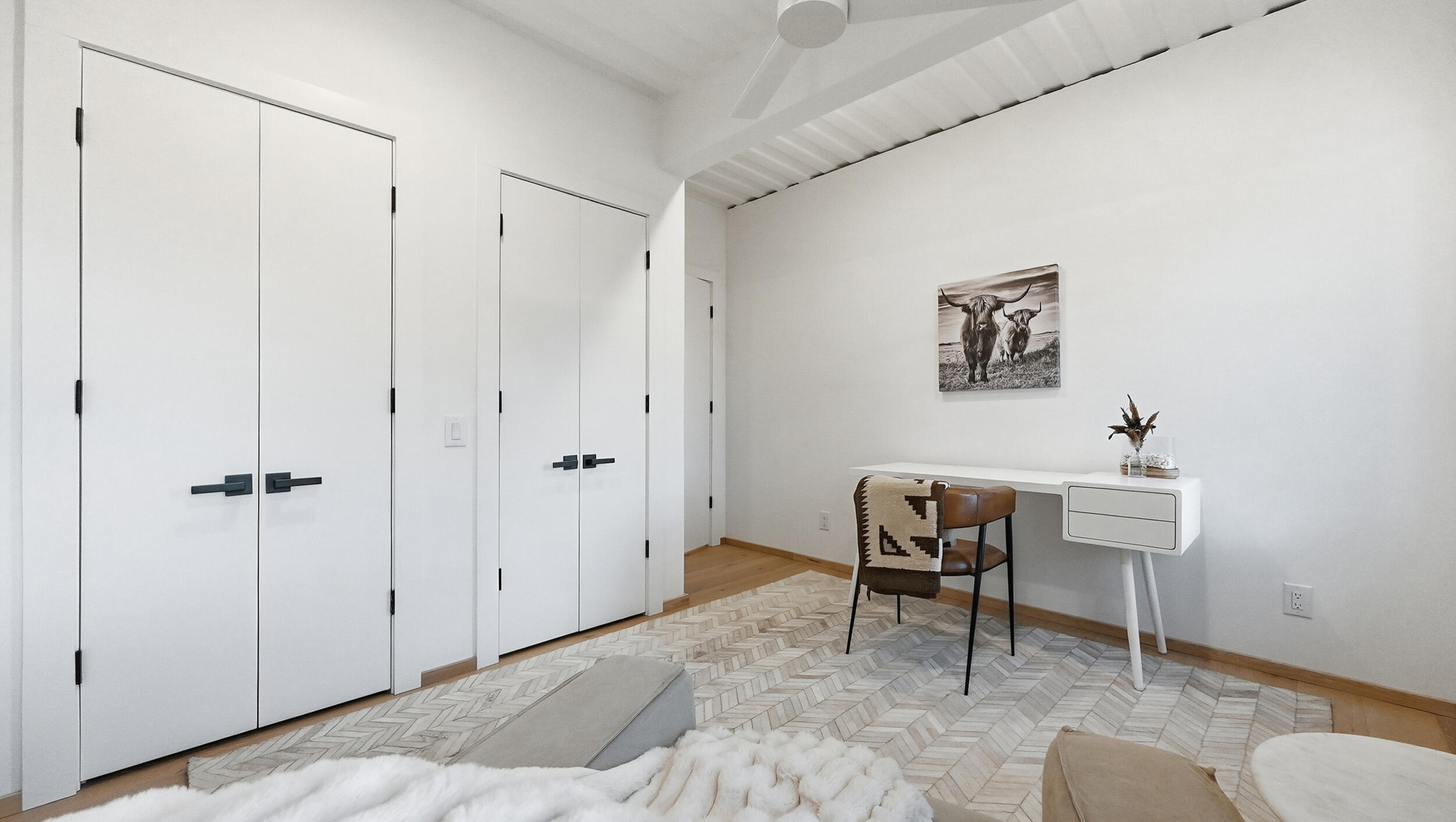 1604 S Orchard Knob Avenue