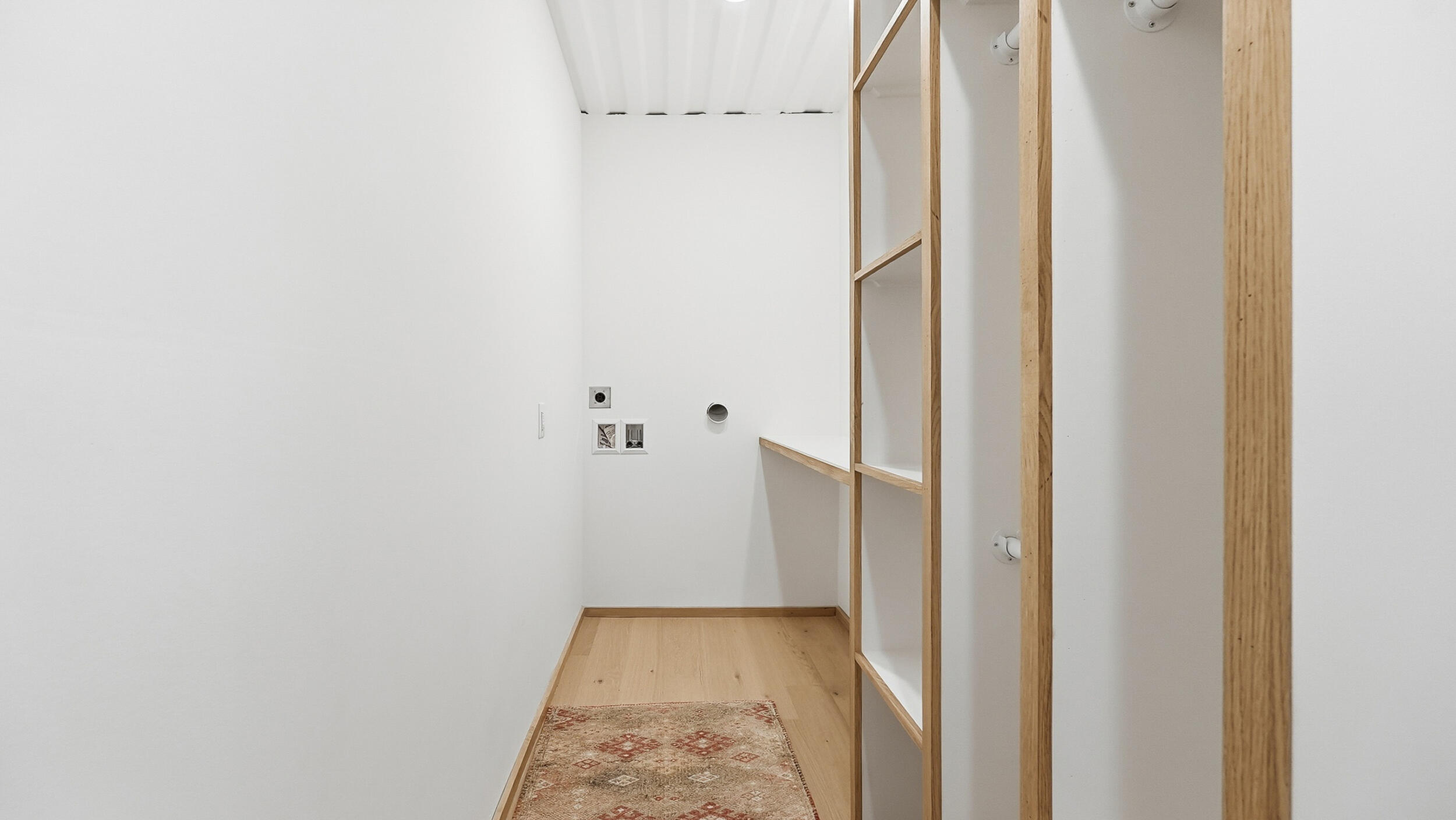 1604 S Orchard Knob Avenue