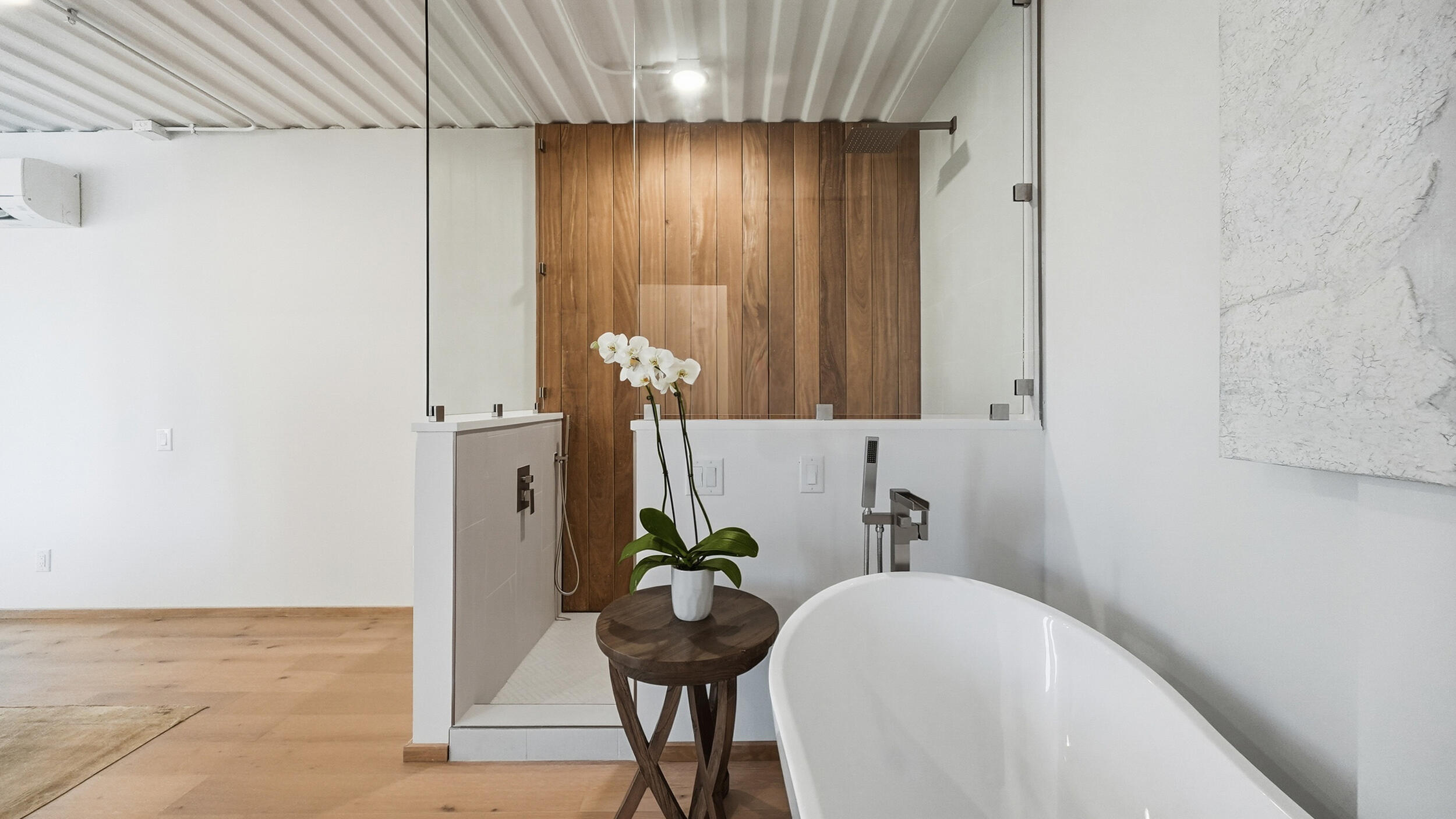 1604 S Orchard Knob Avenue