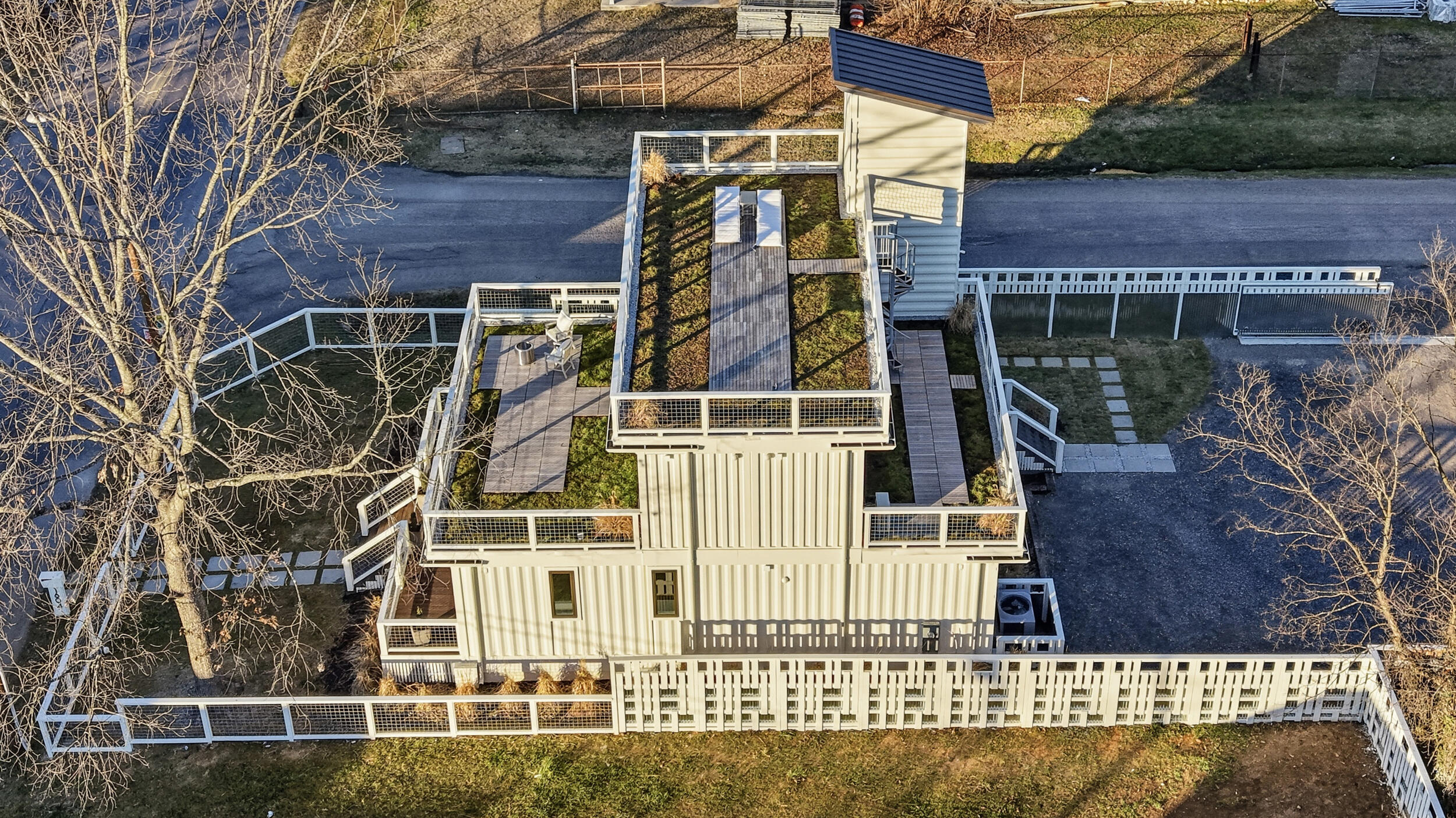 1604 S Orchard Knob Avenue