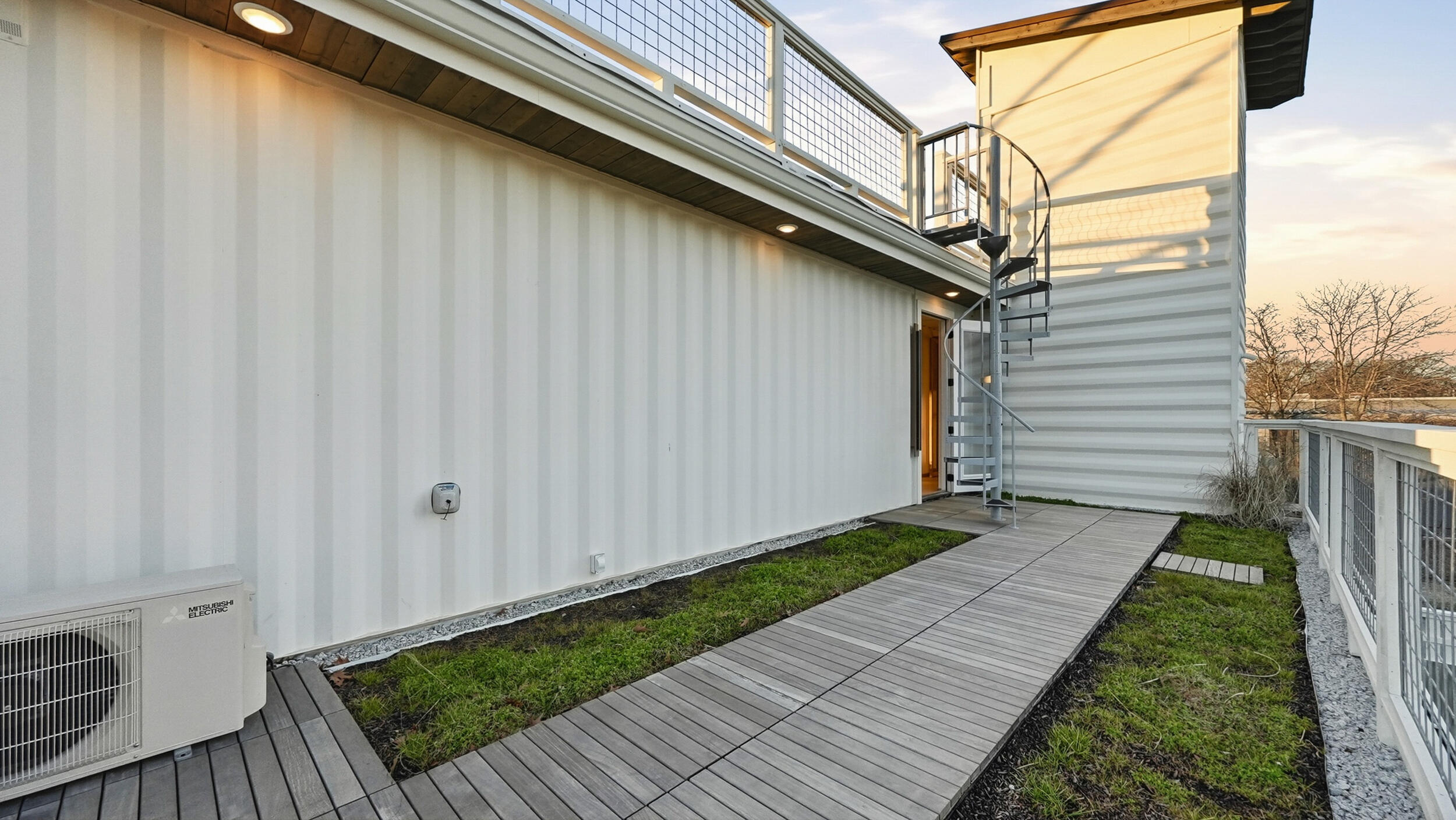 1604 S Orchard Knob Avenue