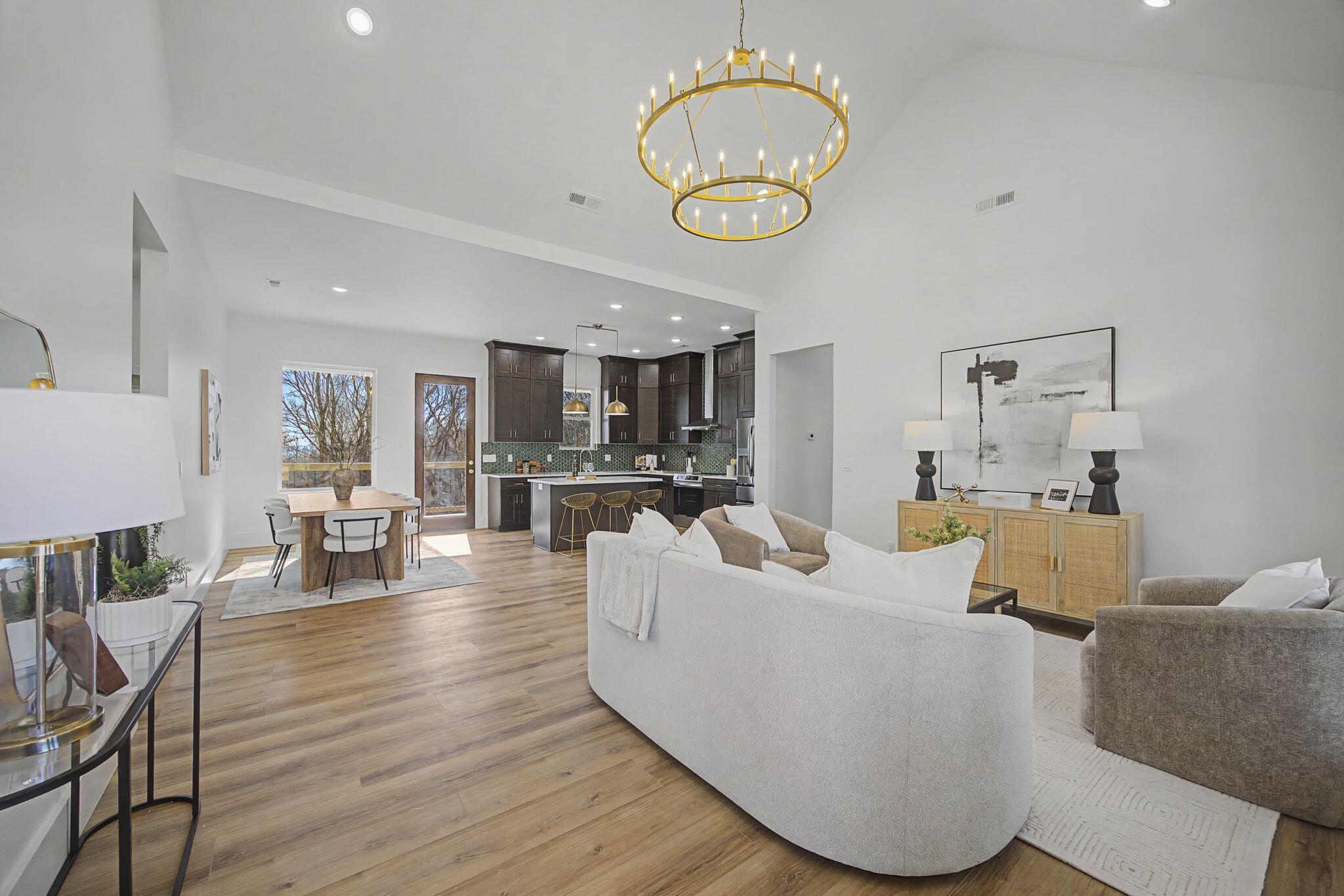 6514 Fairview Road
