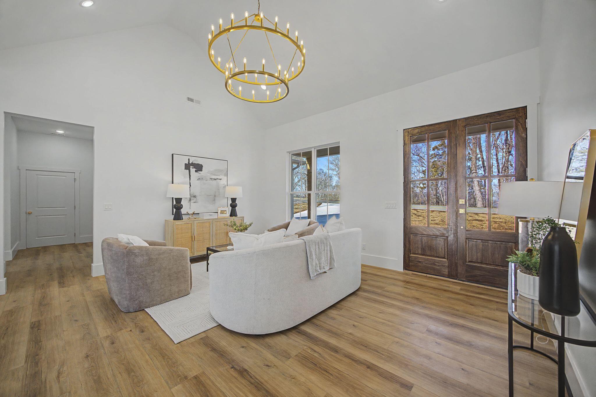 6514 Fairview Road