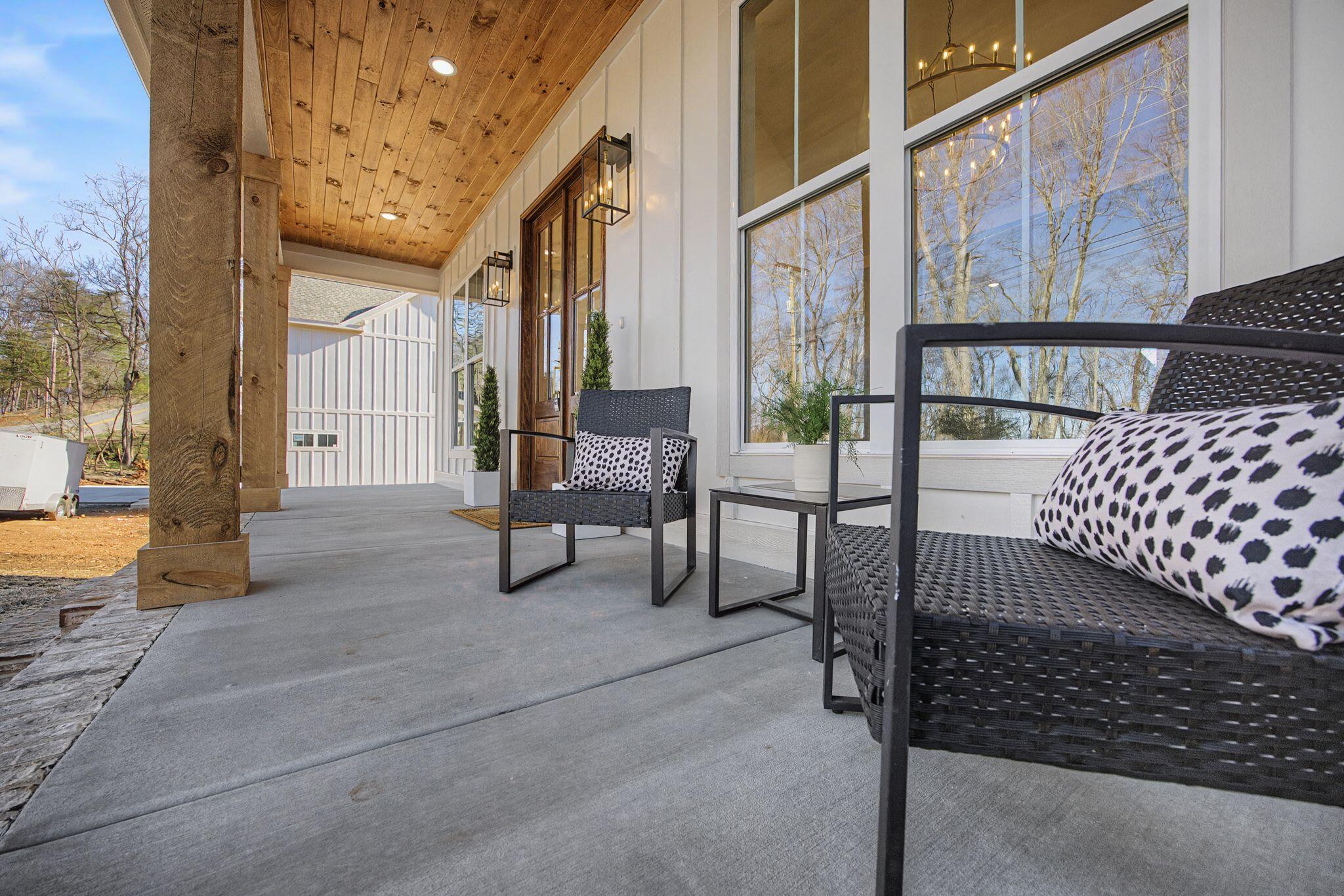 6514 Fairview Road