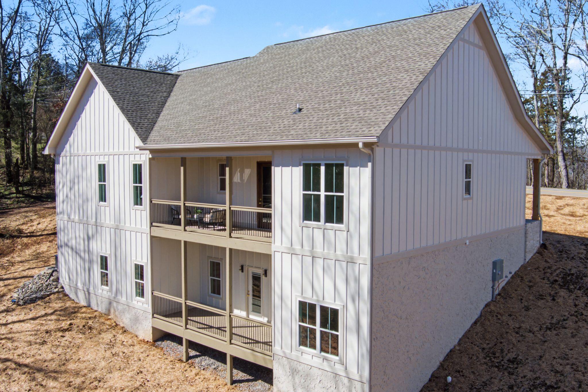 6514 Fairview Road