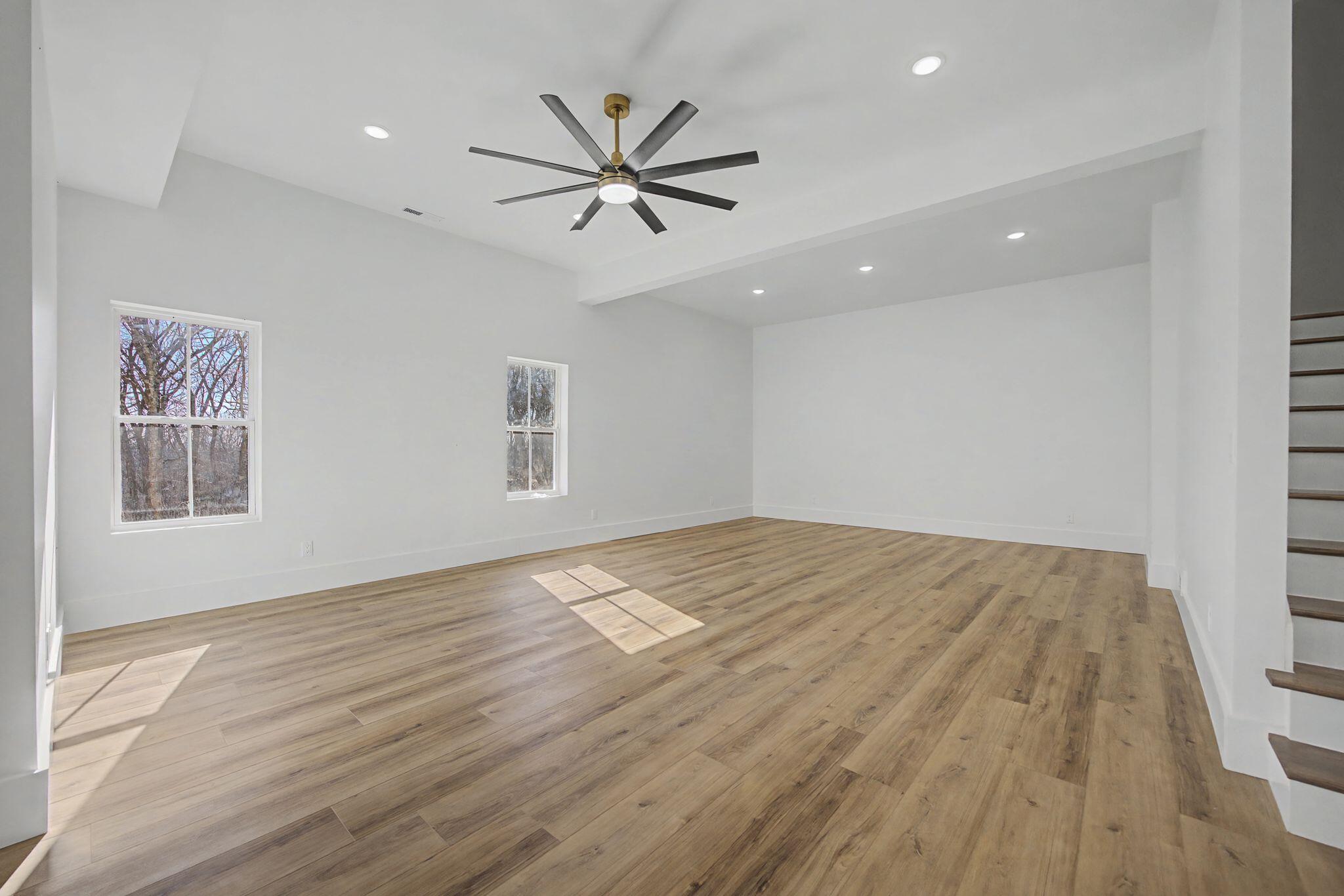 6514 Fairview Road