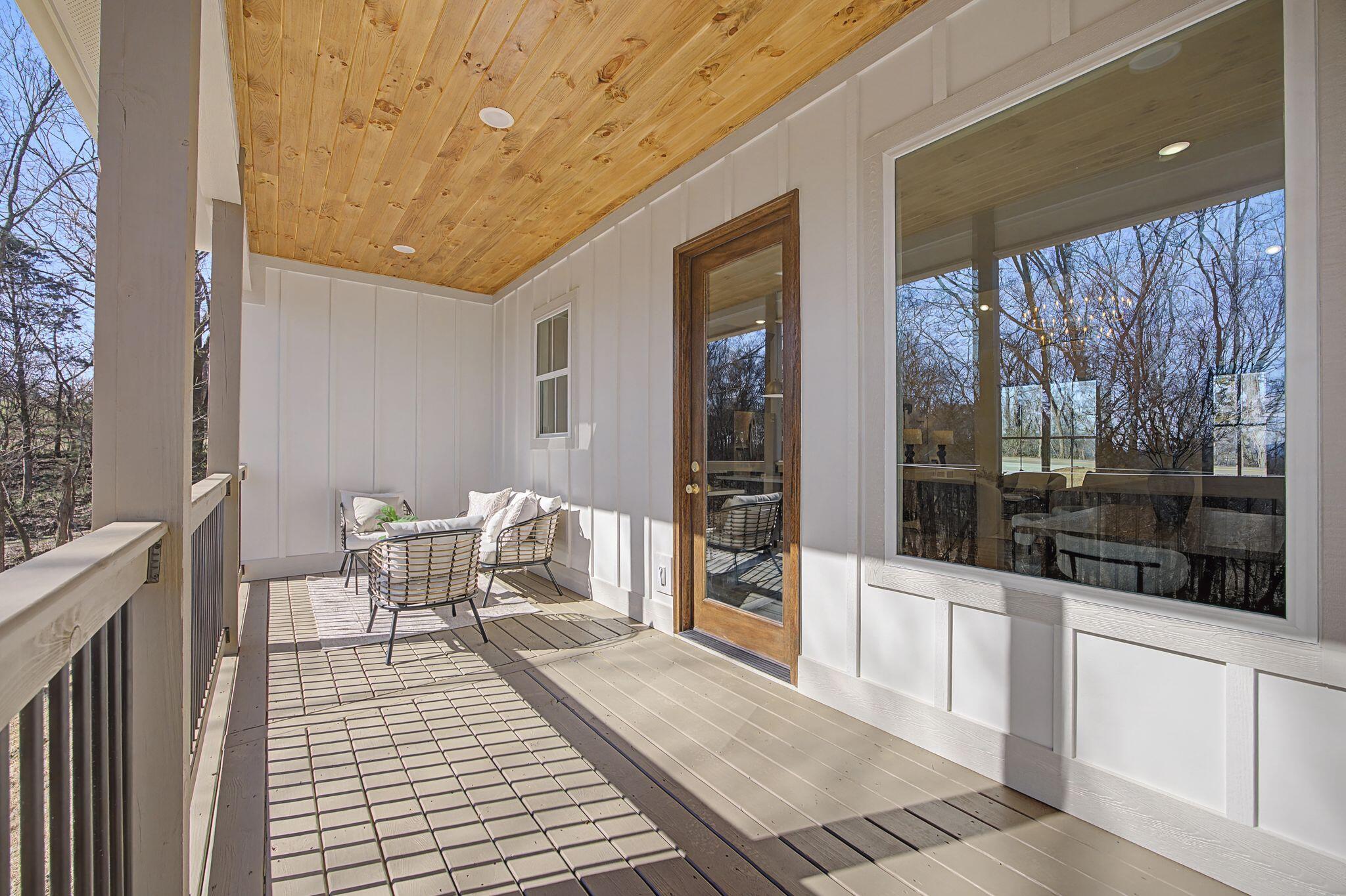 6514 Fairview Road