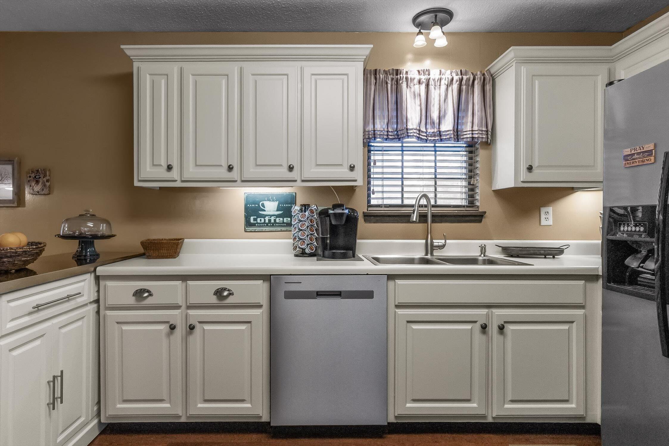 49 Robert E Lee Drive