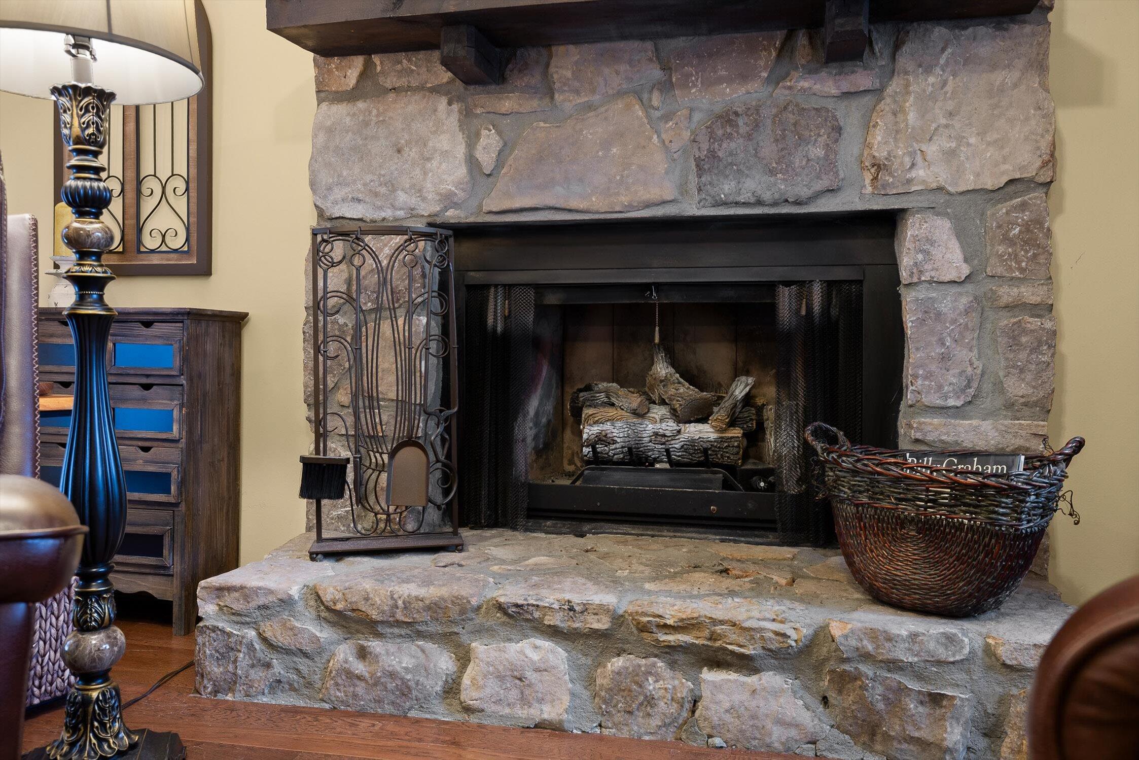 49 Robert E Lee Drive