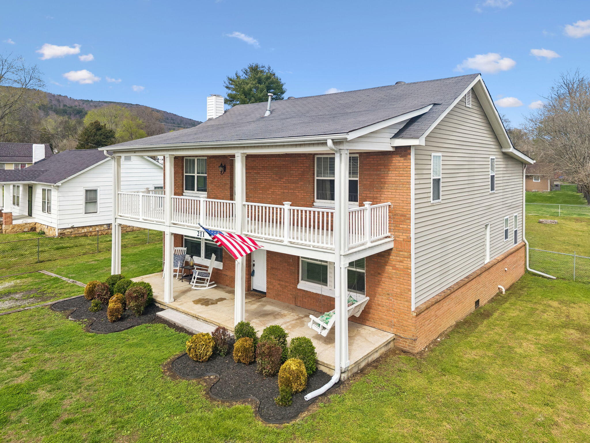 211 Bean Street